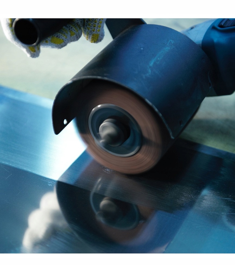 PRZYSTAWKA DO SATYNOWANIA I MATOWIENIA POWIERZCHNI PŁASKICH GS04-00 Średnica tarczy (mm) Inna średnica