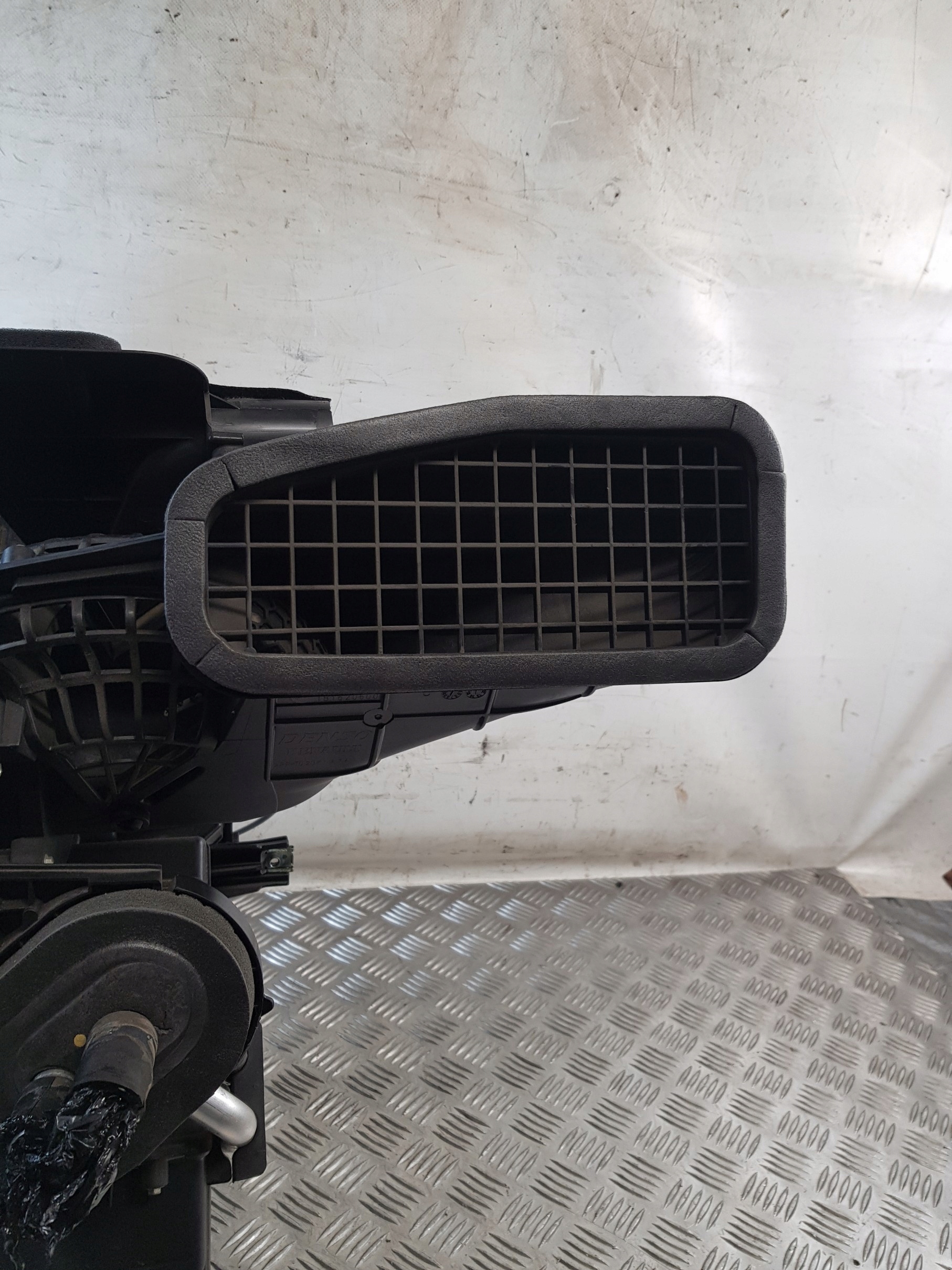 ohřívač 272703222R + ventilátor DACIA DOKKER 18R- EUROPA