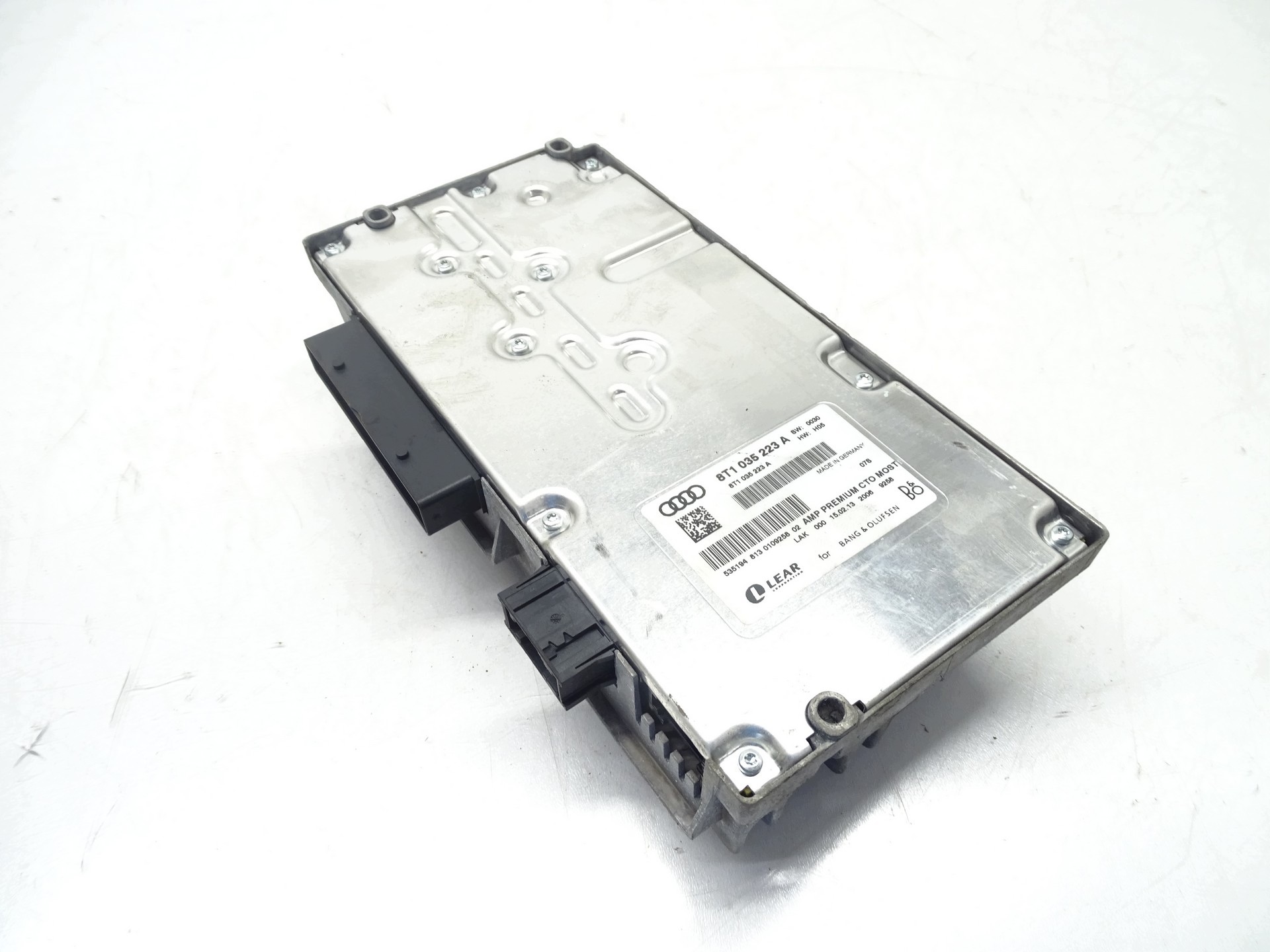 amplifier bang OLUFSEN module AUDI Q3 Q5 A4 B8 A5 8T 8T1035223A