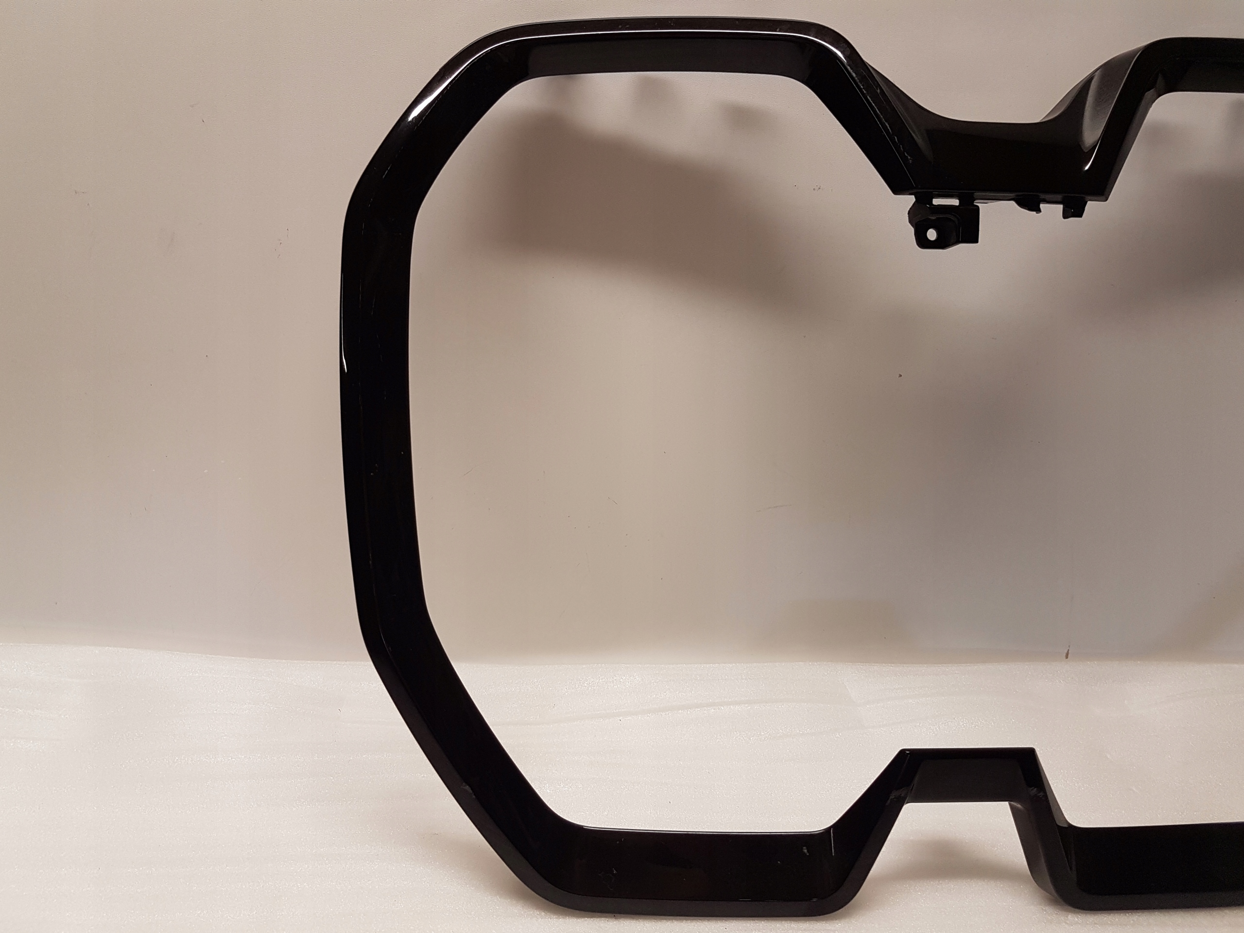 front PREKLADgrill frame BMW iX M60 9492163