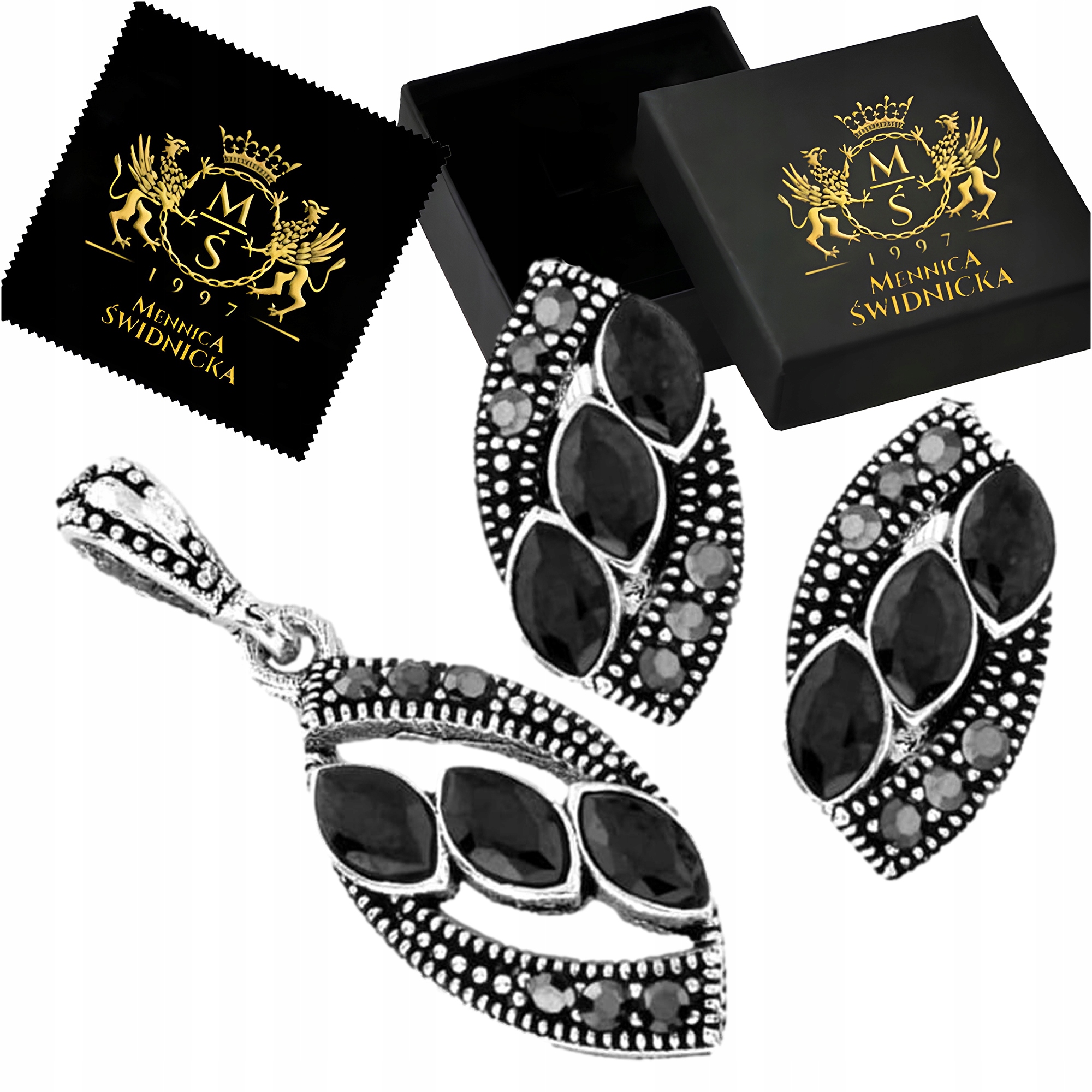 Stříbrná sada Náušnice a přívěsku s černými markazity, Stříbro 925