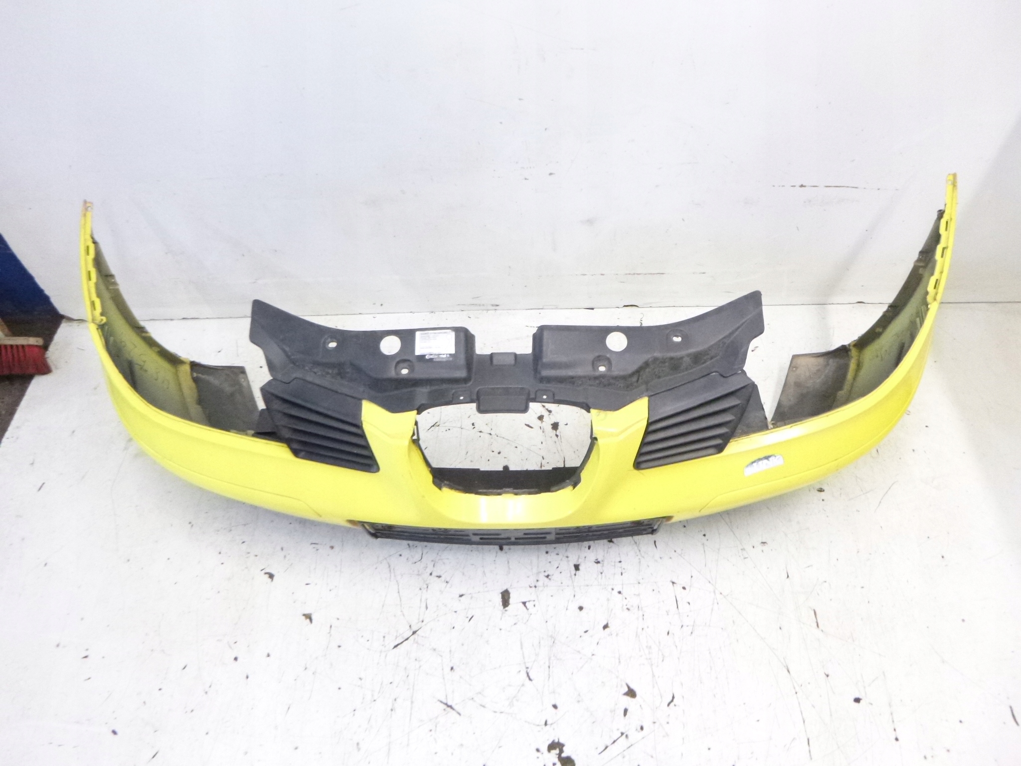 front bumper front Seat Ibiza III L51H 2003r. 6L0 807 221