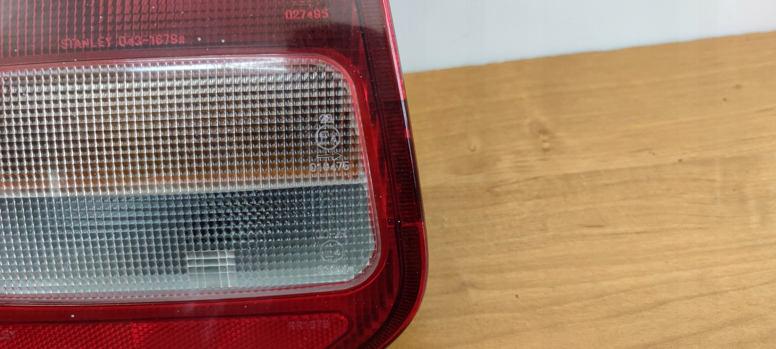MITSUBISHI COLT V right light rear part rear complete