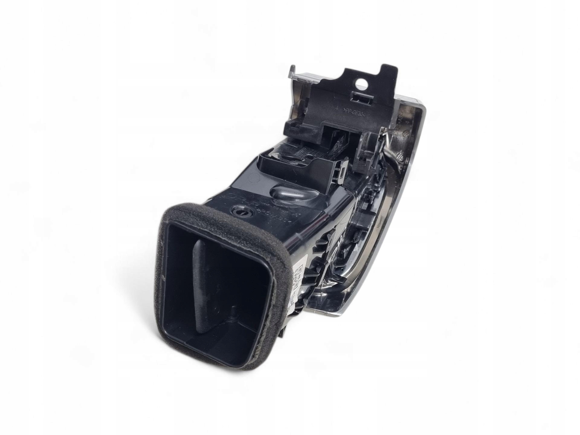 grid air conditioning devices front right side Jaguar E-Pace X540 2020 J9C3018B08AD