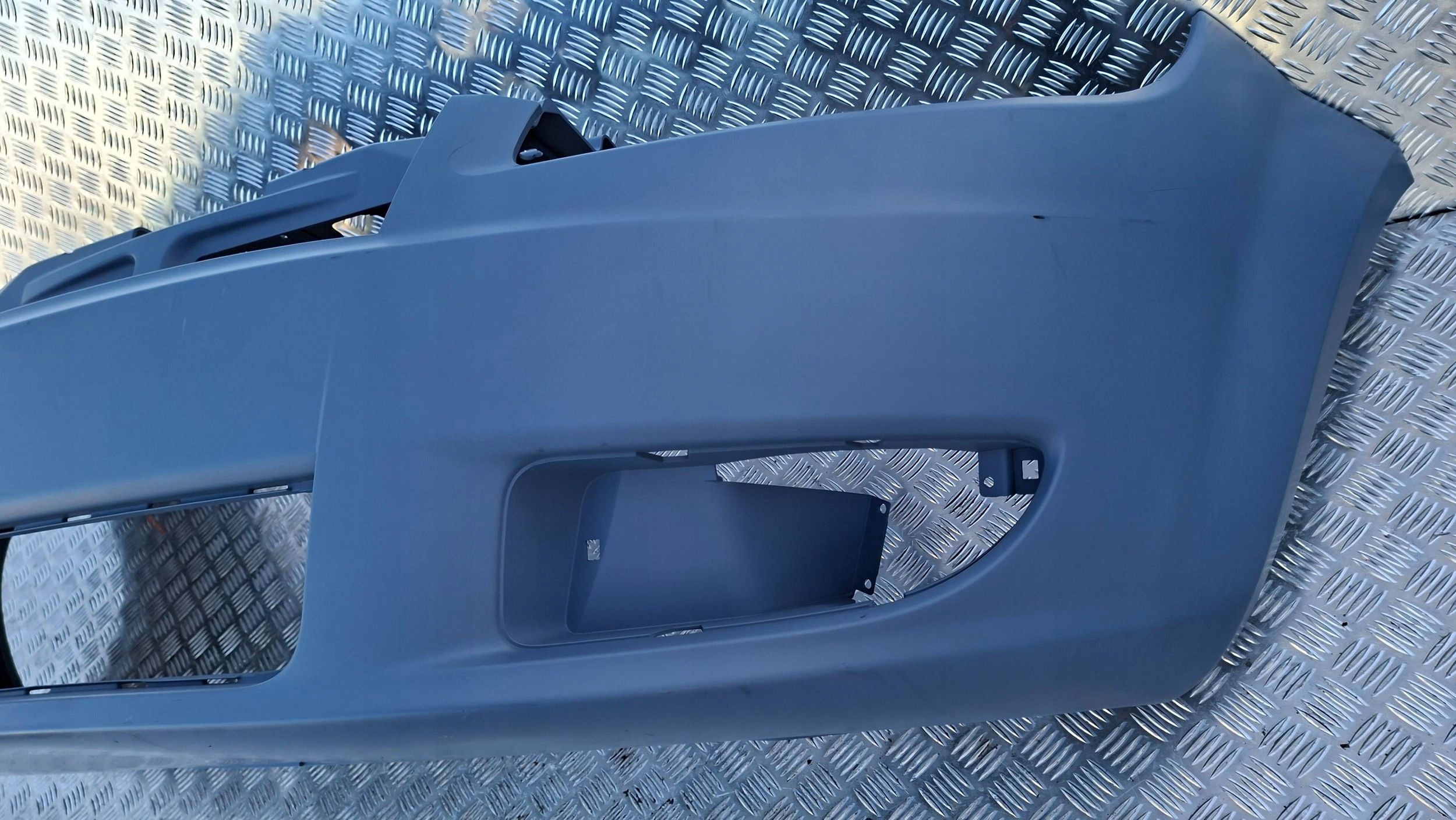 bumper front 735389538 FIAT LINEA 2007