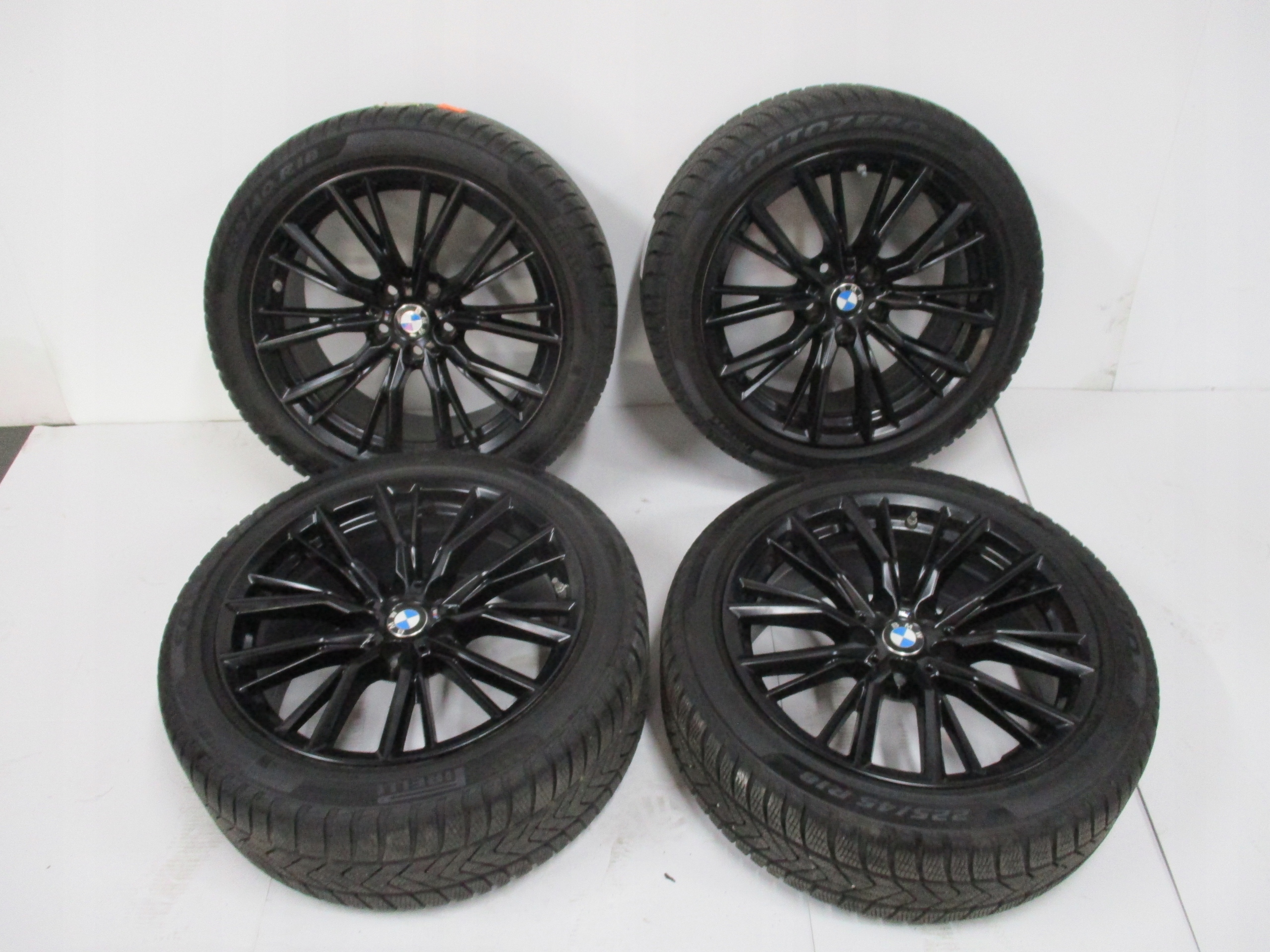 wheels discs tyres BMW 3 G20 R18 5 6 mm M+S M