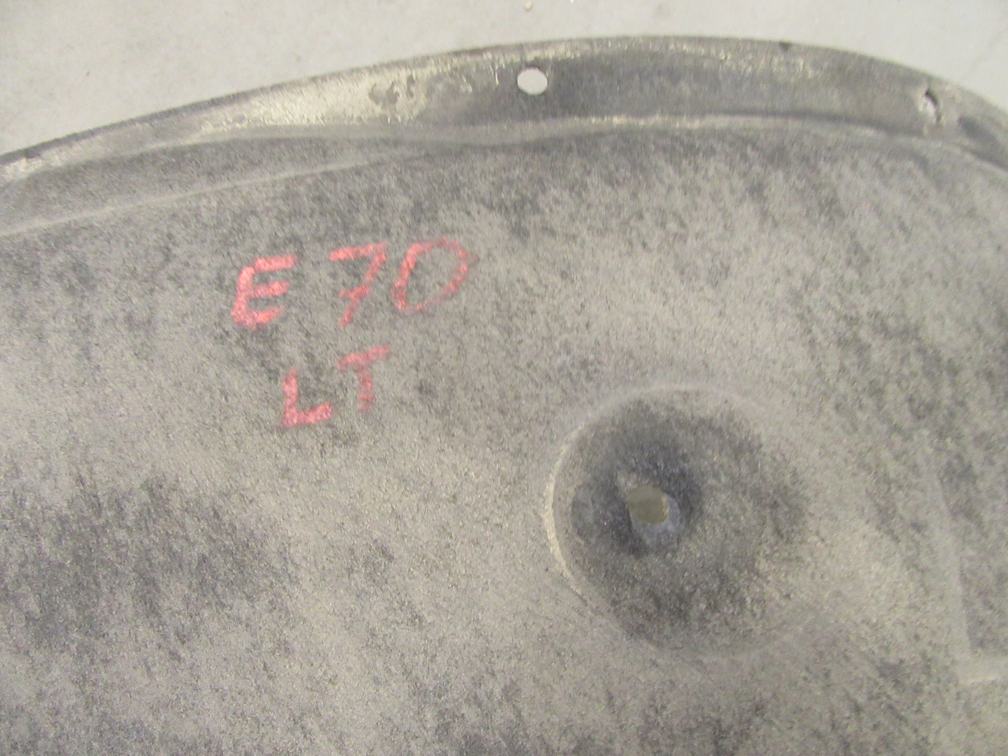 mudguard rear part rear. left cover wheels BMW E70 X5