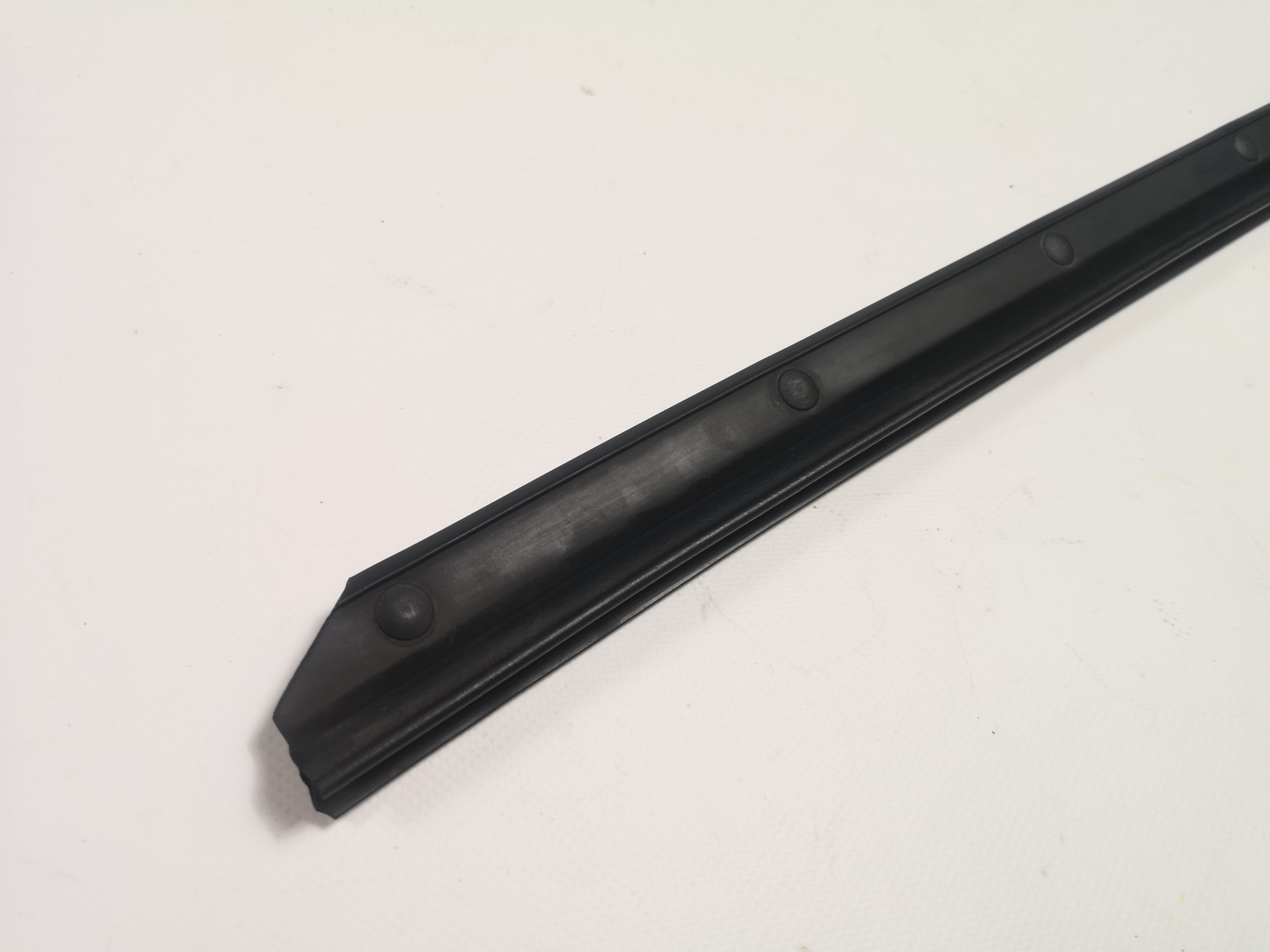 Dichtsatz untere Tür Dodge Ram 09-2018 L/P heck