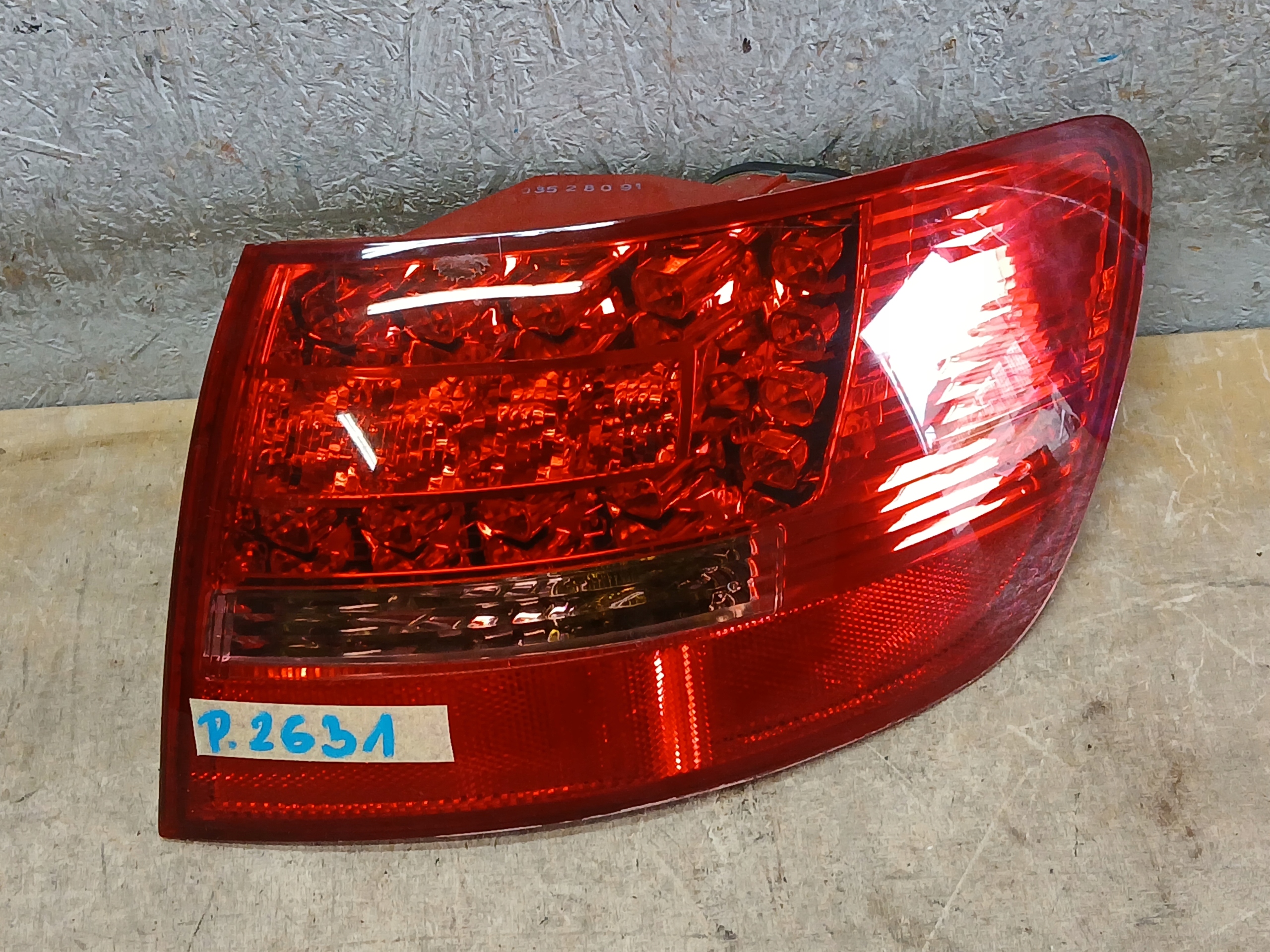 light rear part right AUDI A6 C6 4F9 KOMBI LED LIFT 14- 4F9945