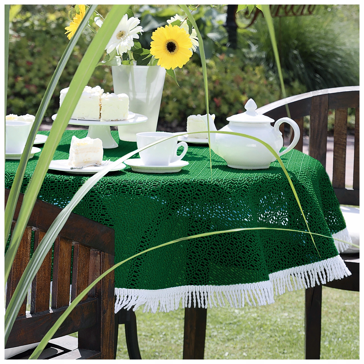 OBRUS OGRODOWY PIANKOWY OKRĄGŁY PLAMOODPORNY FRĘDZLE 160CM ZIELONY KOŁO