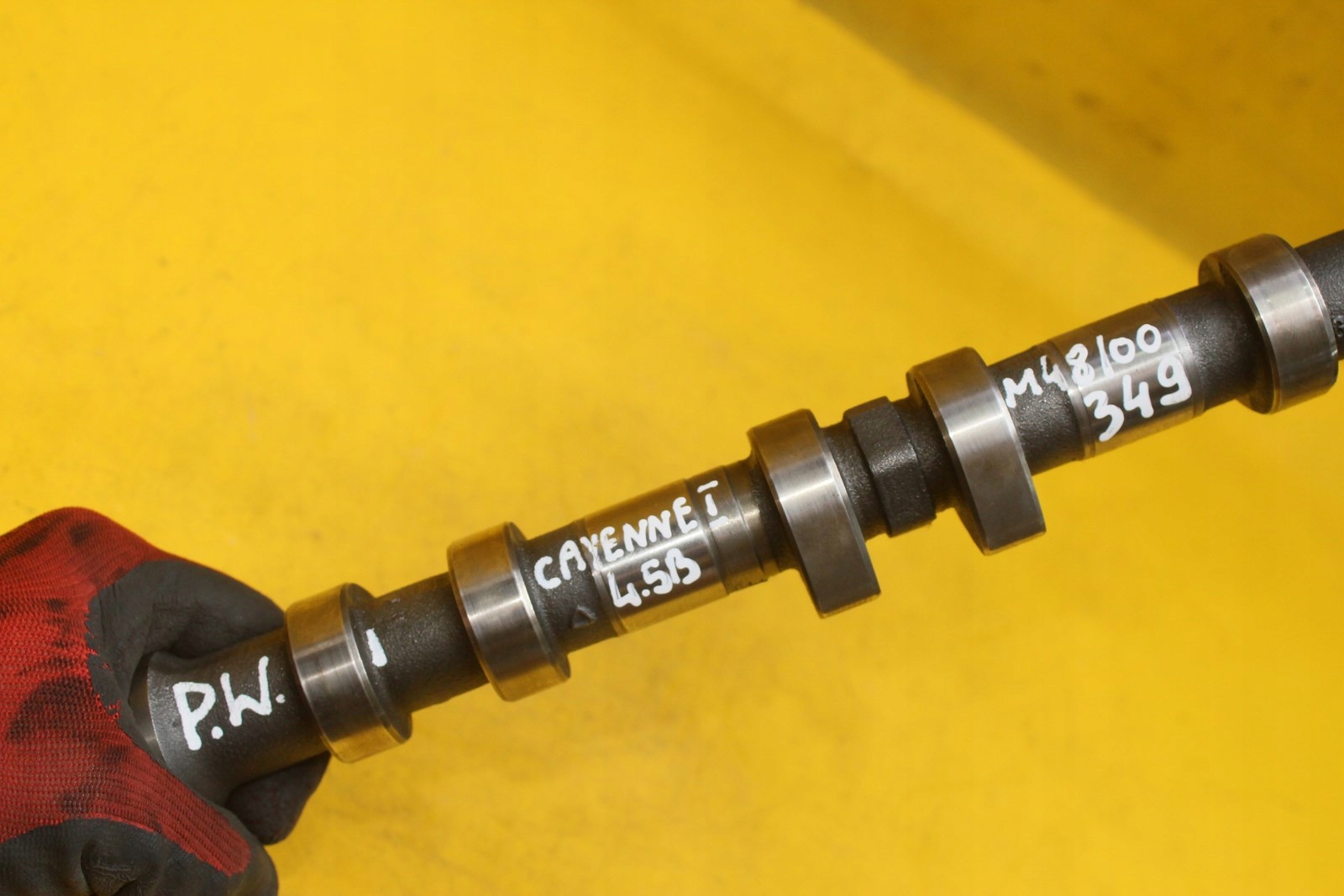 распредвал PORSCHE Cayenne 9PA 4.5 V8 9482123R