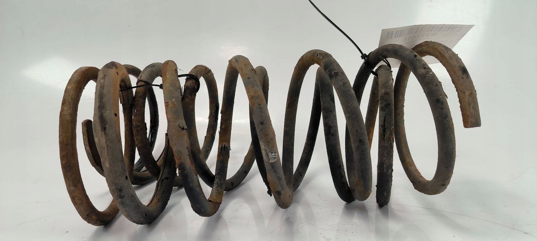 springs rear part MITSHUBISHI PAJERO