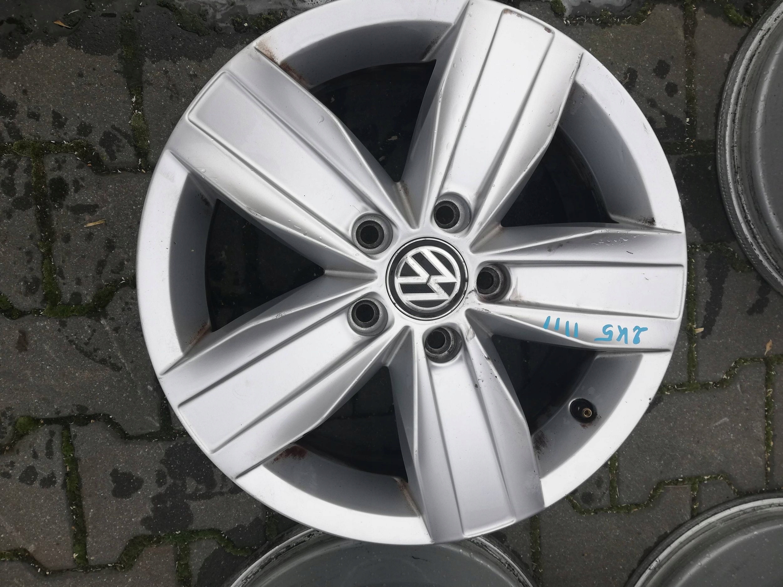 disc 16 Volkswagen Caddy 2K5601025Q