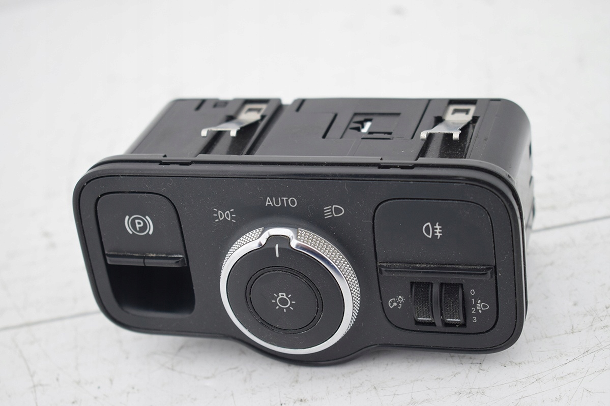 switch button of the lights MERCEDES SPRINTER W910 W907 A9079052702
