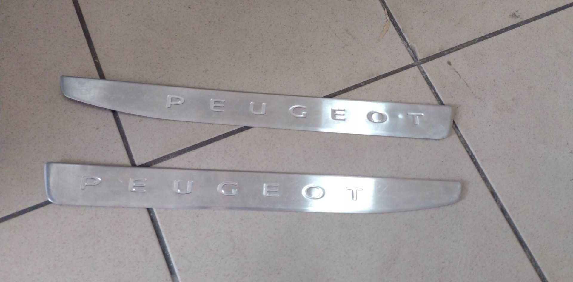 LISTWA PROGOWA DRZWI PRZÓD DEKOR PEUGEOT 308 T9 GT PRAWY