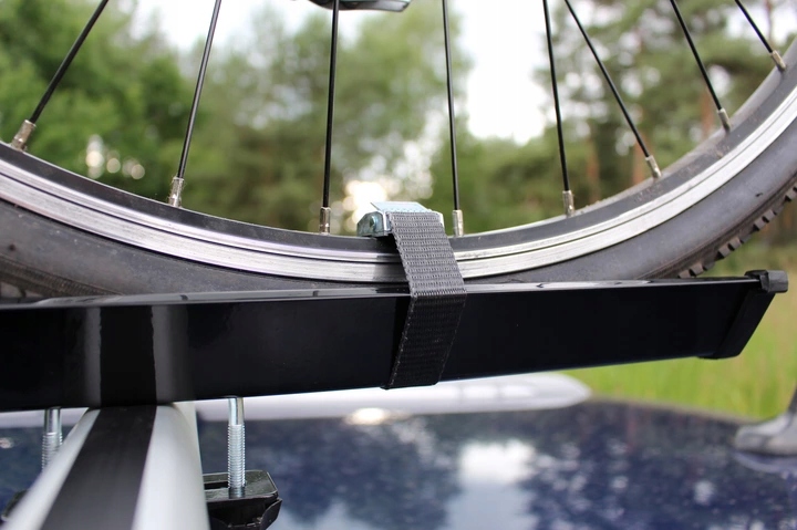 4x BAGAZNIK ROWEROWY UCHWYT NA DACH MOCNY 4 ROWERY Anti theft protection no