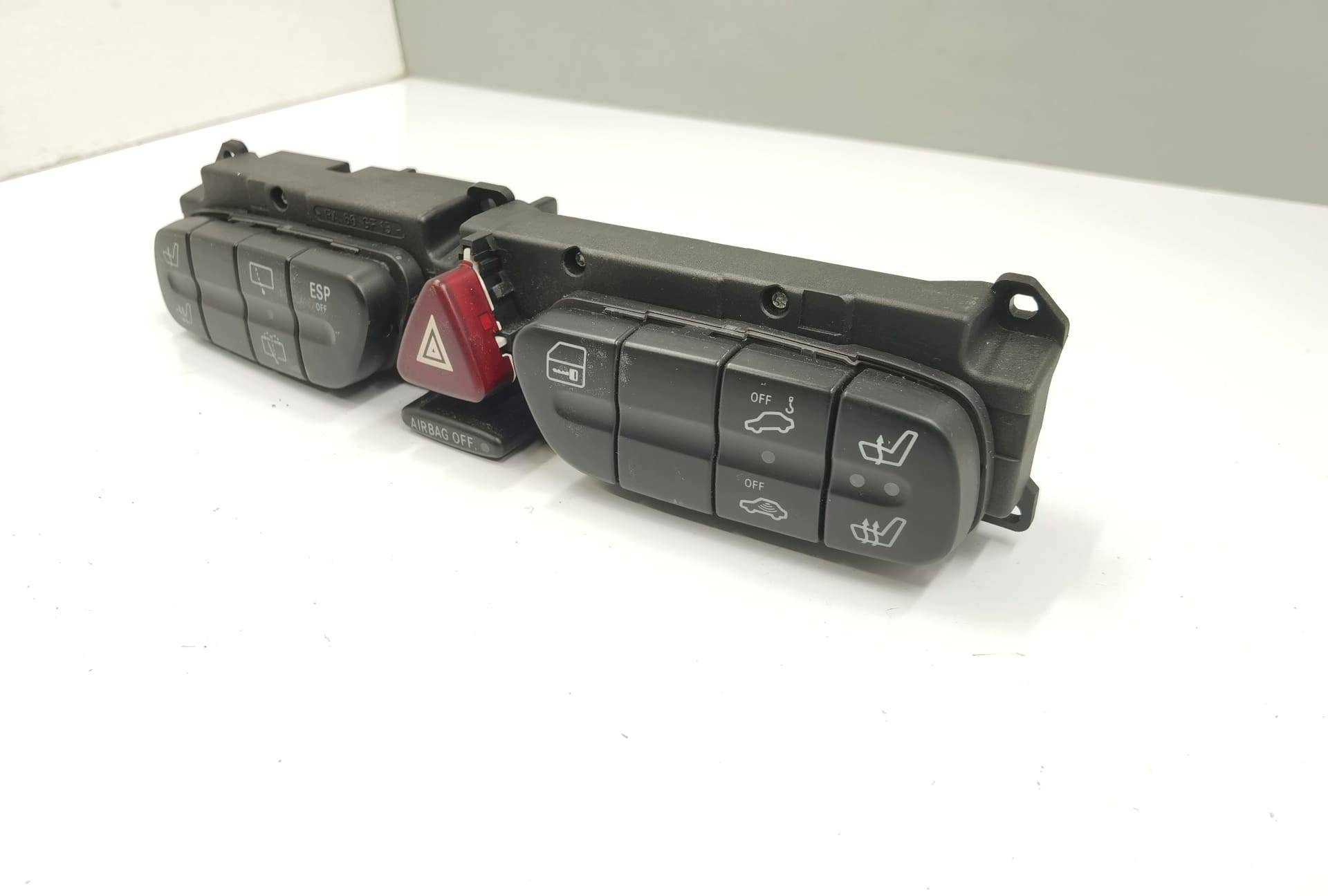 Panel switch Mercedes-Benz C W203 S203 2001 2038219258