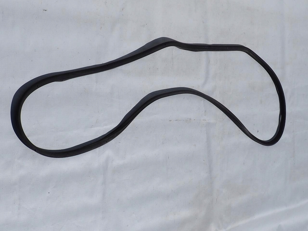 AP USZCZELKA DRZWI P TYŁ 8K5839912G AUDI A4 B8 8K Producent części Audi OE