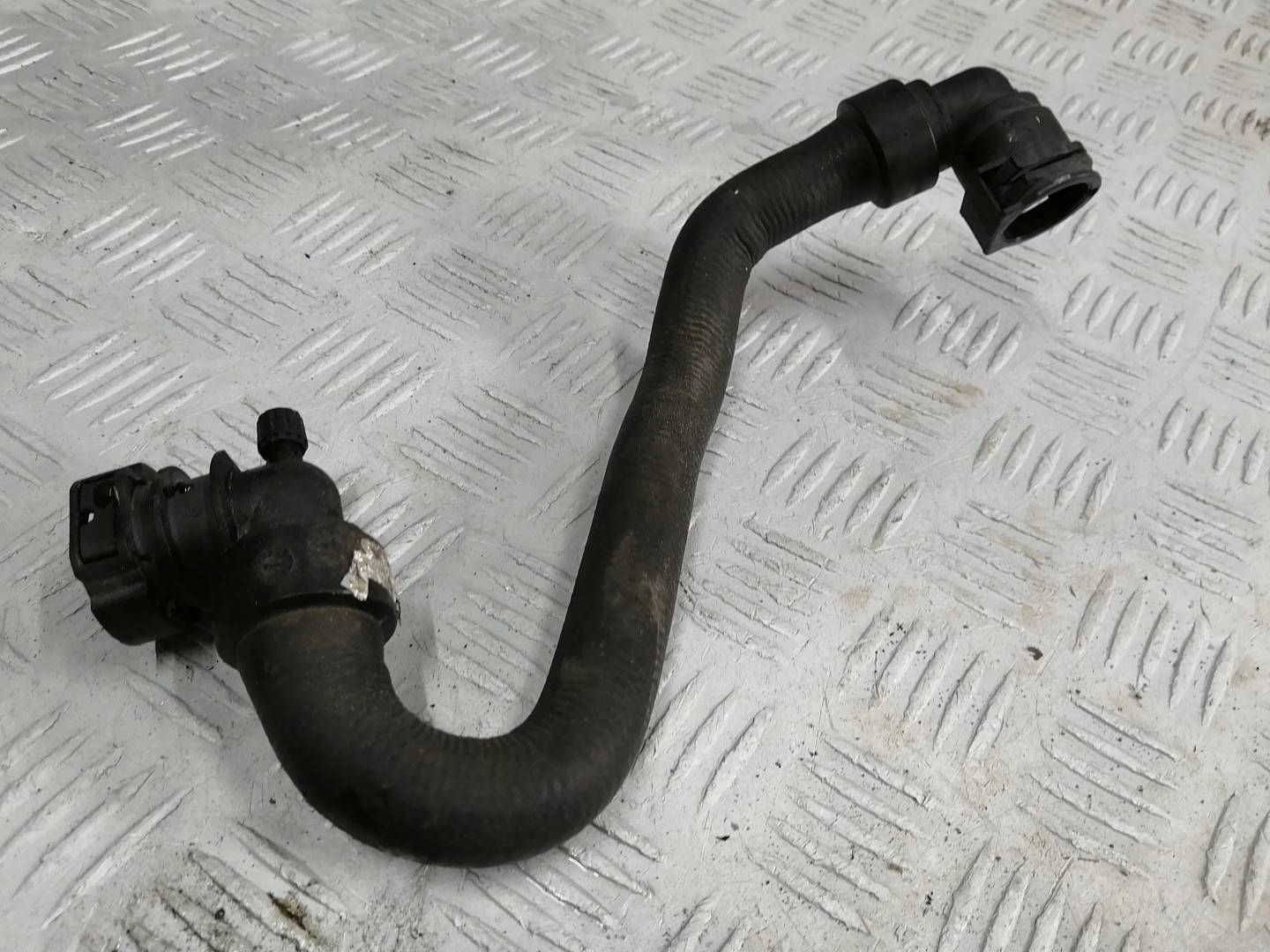 WĄŻ PRZEWÓD RURKA WODY OPEL CORSA F PEUGEOT 208 II 1.2 THP HN05