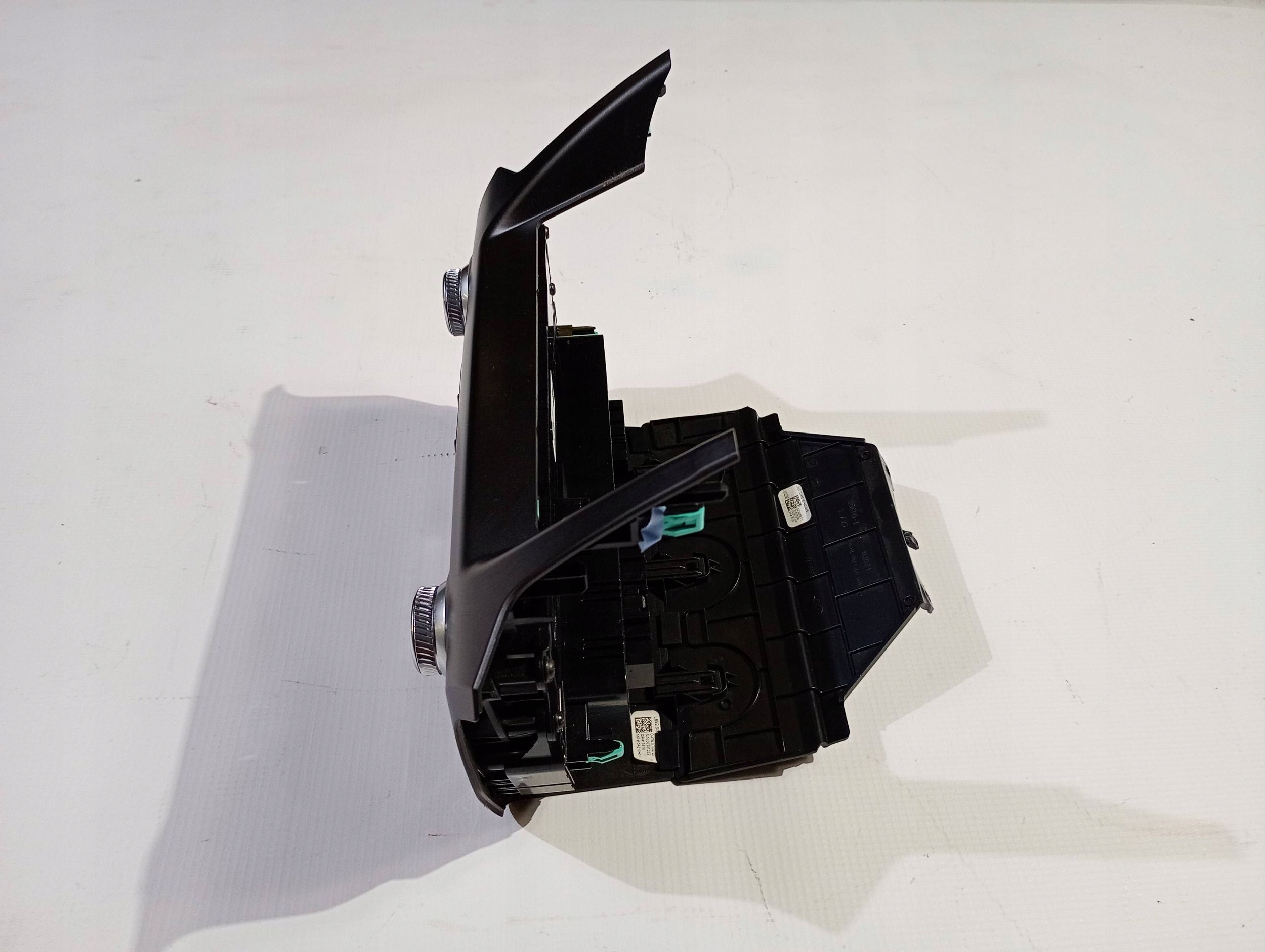 vezérlö panel radia a klímának Ford Explorer VI 3.0 ST 2020
