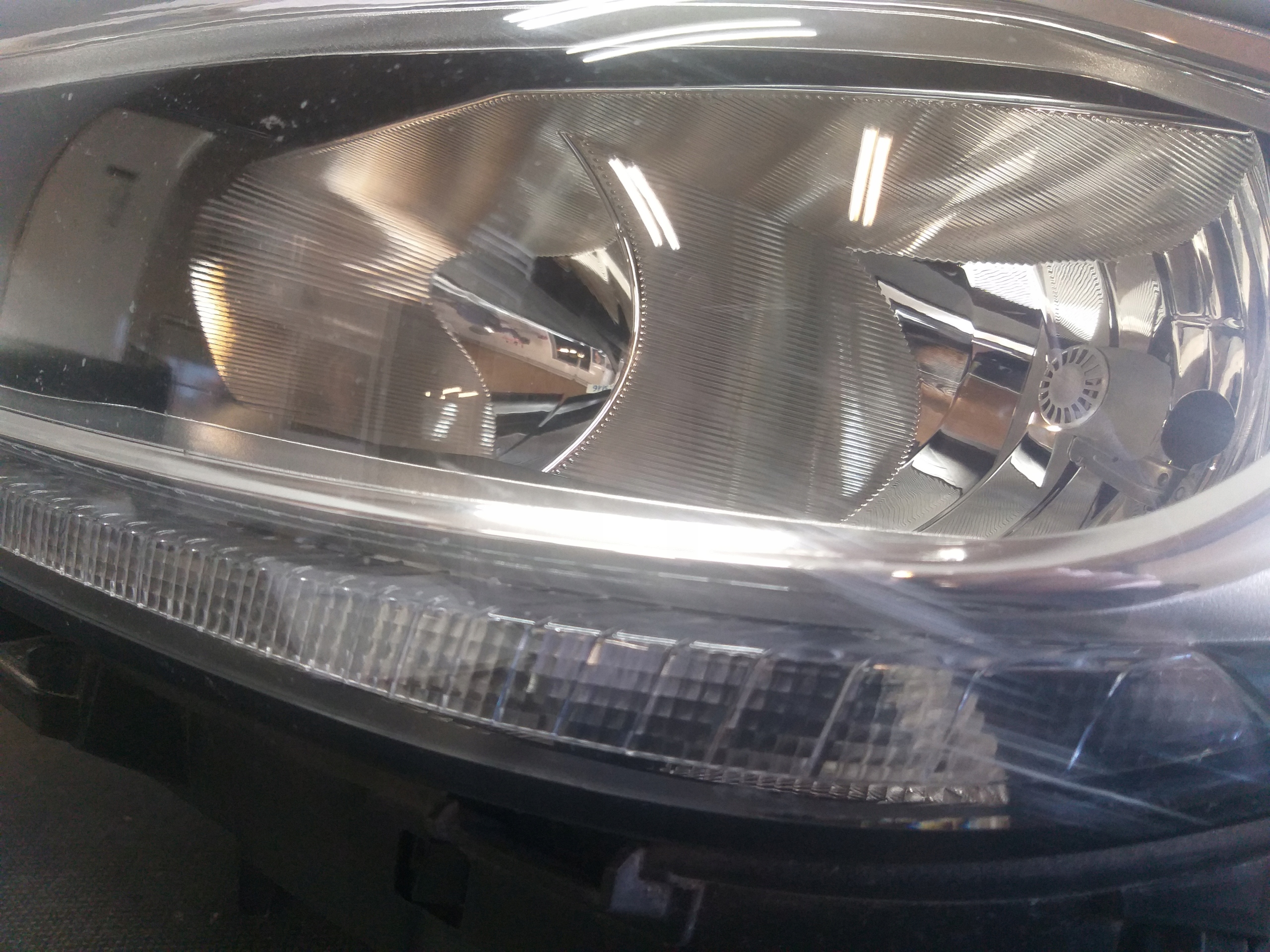 LIGHT FRONT LEFT MERCEDES B KLASA A2479067500 W247