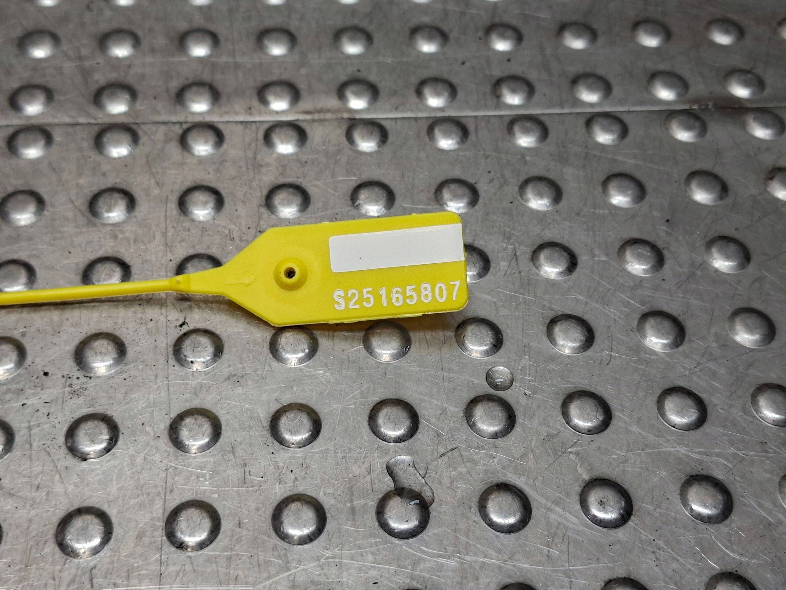 wiper mechanism front LEXUS IS II 05- 85110-53040