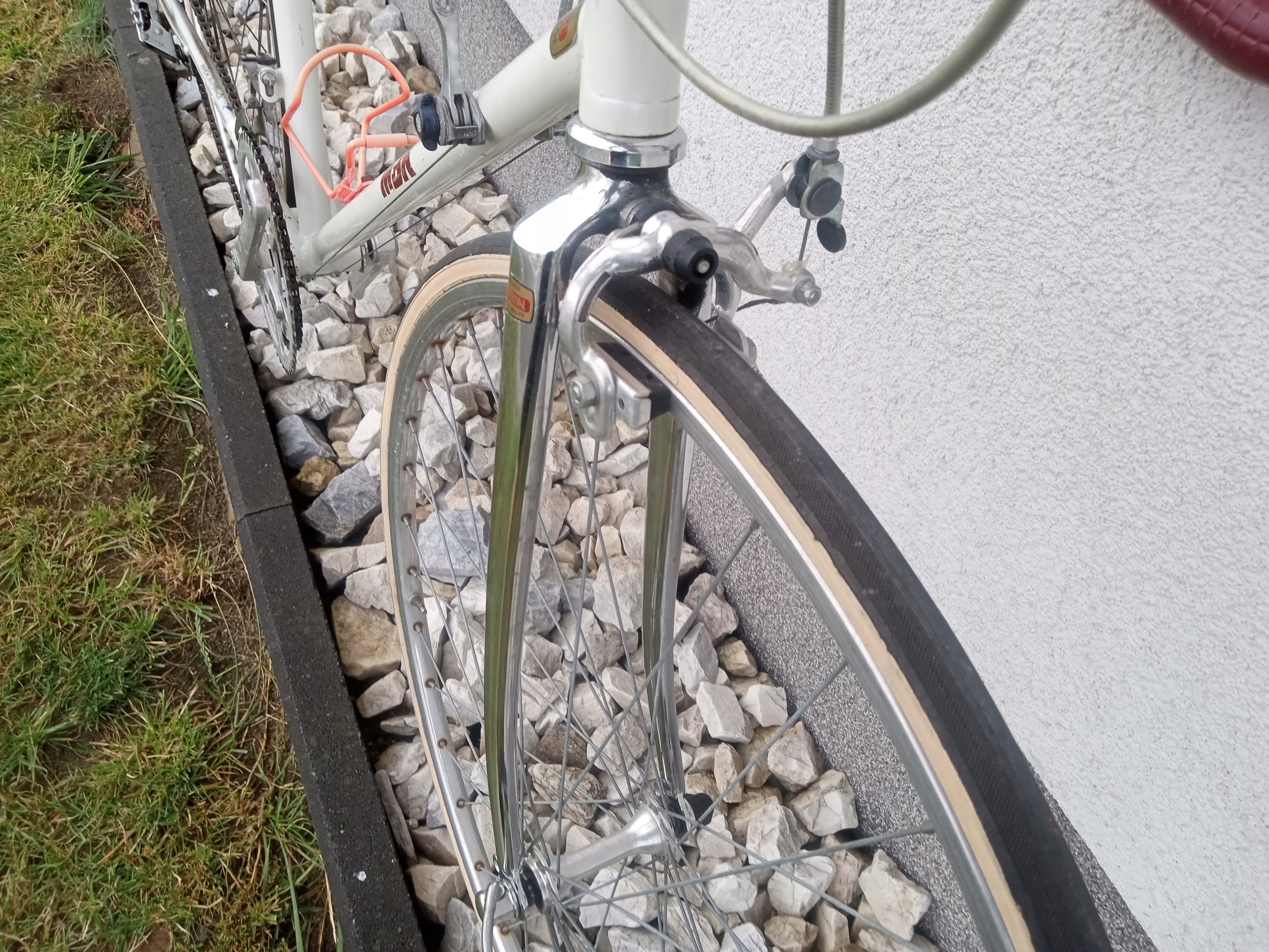 SZOSOWY ROWER KOLARZÓWKA MOTOBECANE 28 KOŁA 12 BIEGÓW Rozmiar ramy 23 cale