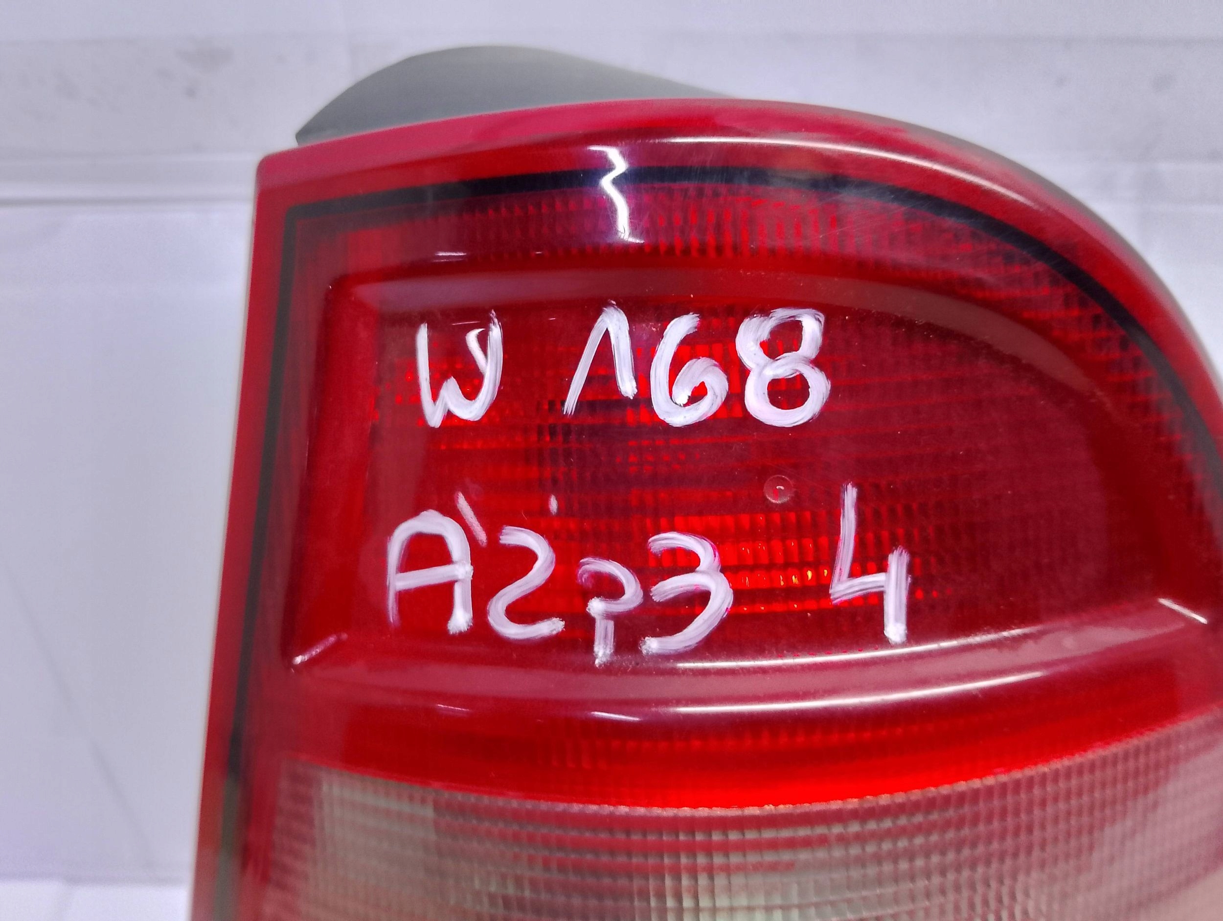 light left rear part Mercedes W 168 ULO3310L