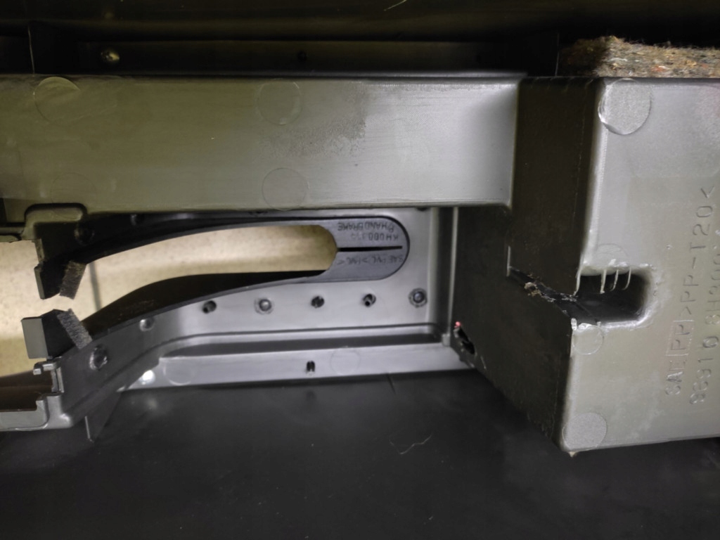 nissan X-TRAIL тунель середина