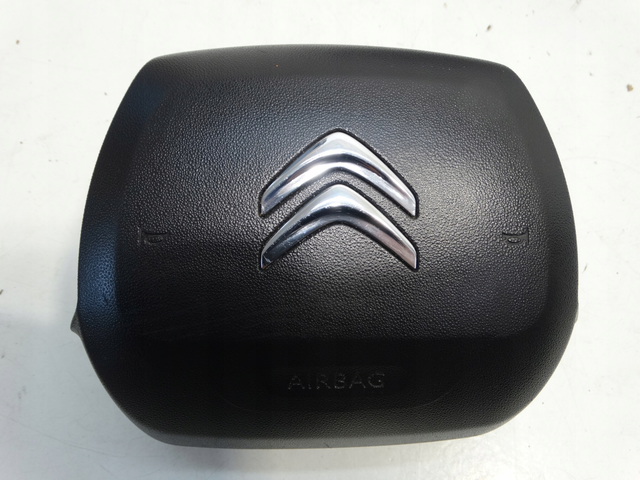 airbag deckel airbag CITROEN C4 CACTUS 98012181ZD