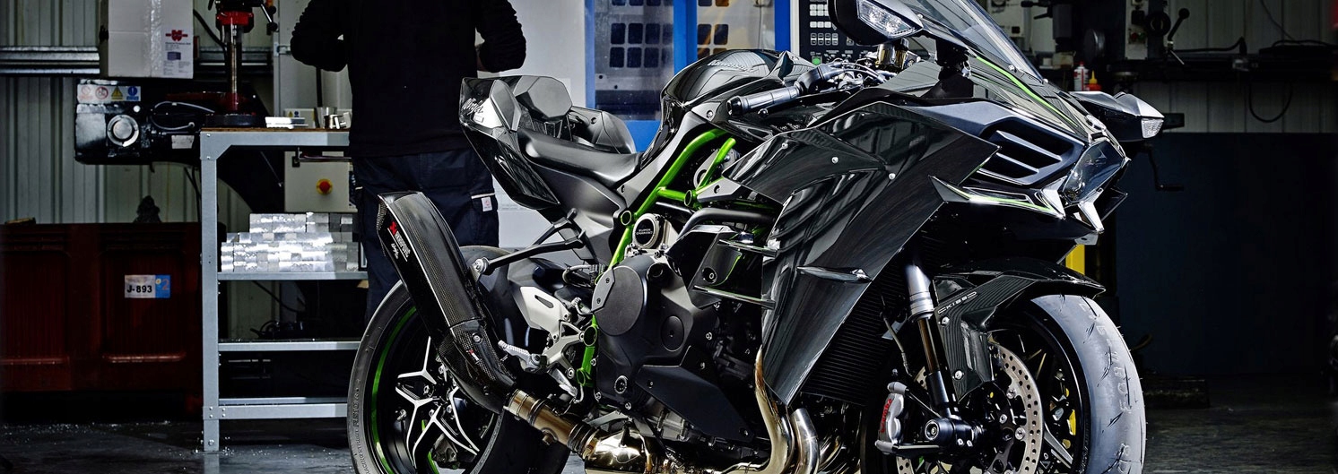 STELAŻ TABLICY EVOTECH Triumph Street Triple RS 2020-2022 Producent Evotech performance