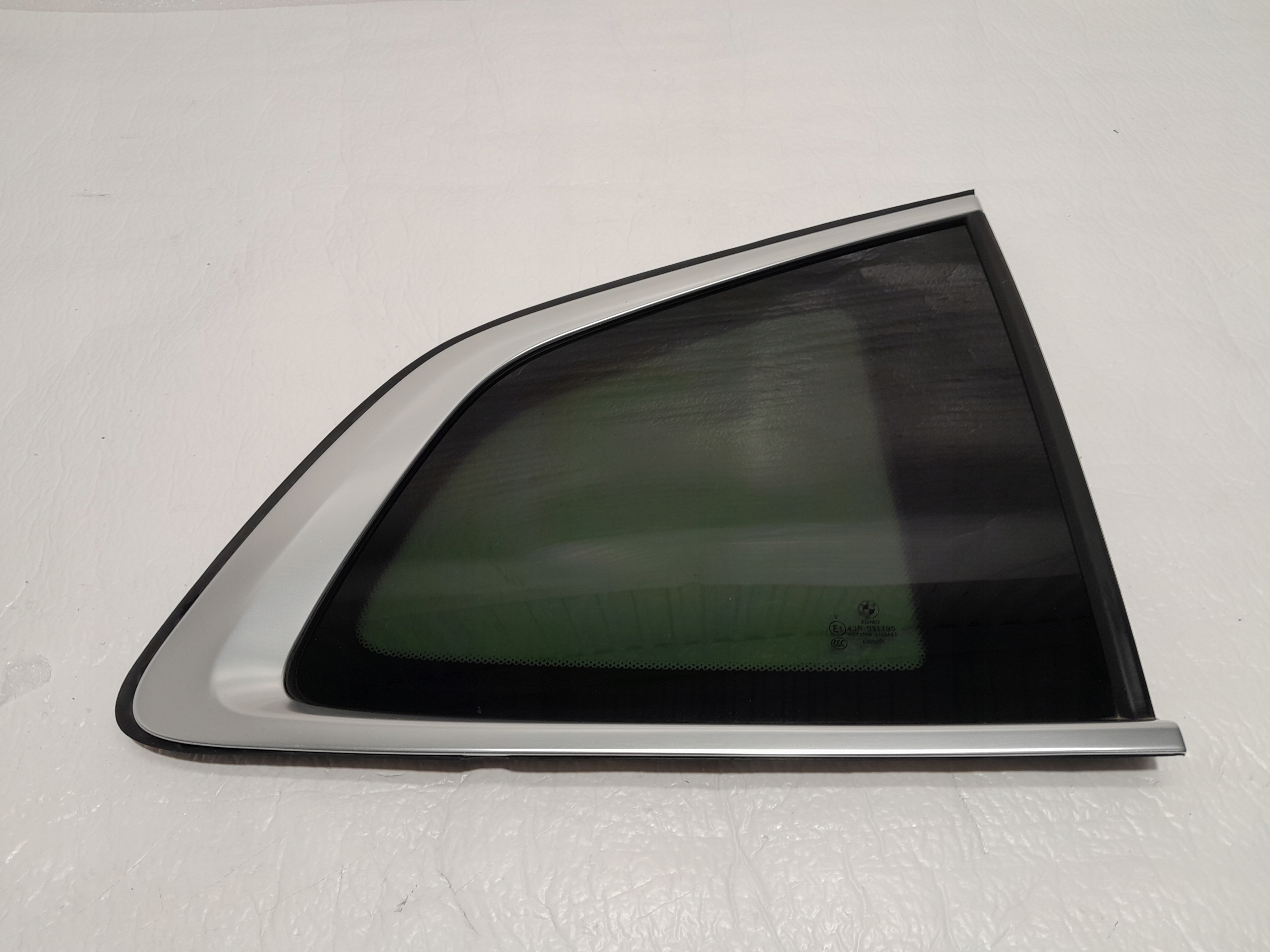 BMW X3 G01 LCI window bodywork right rear part 7410064