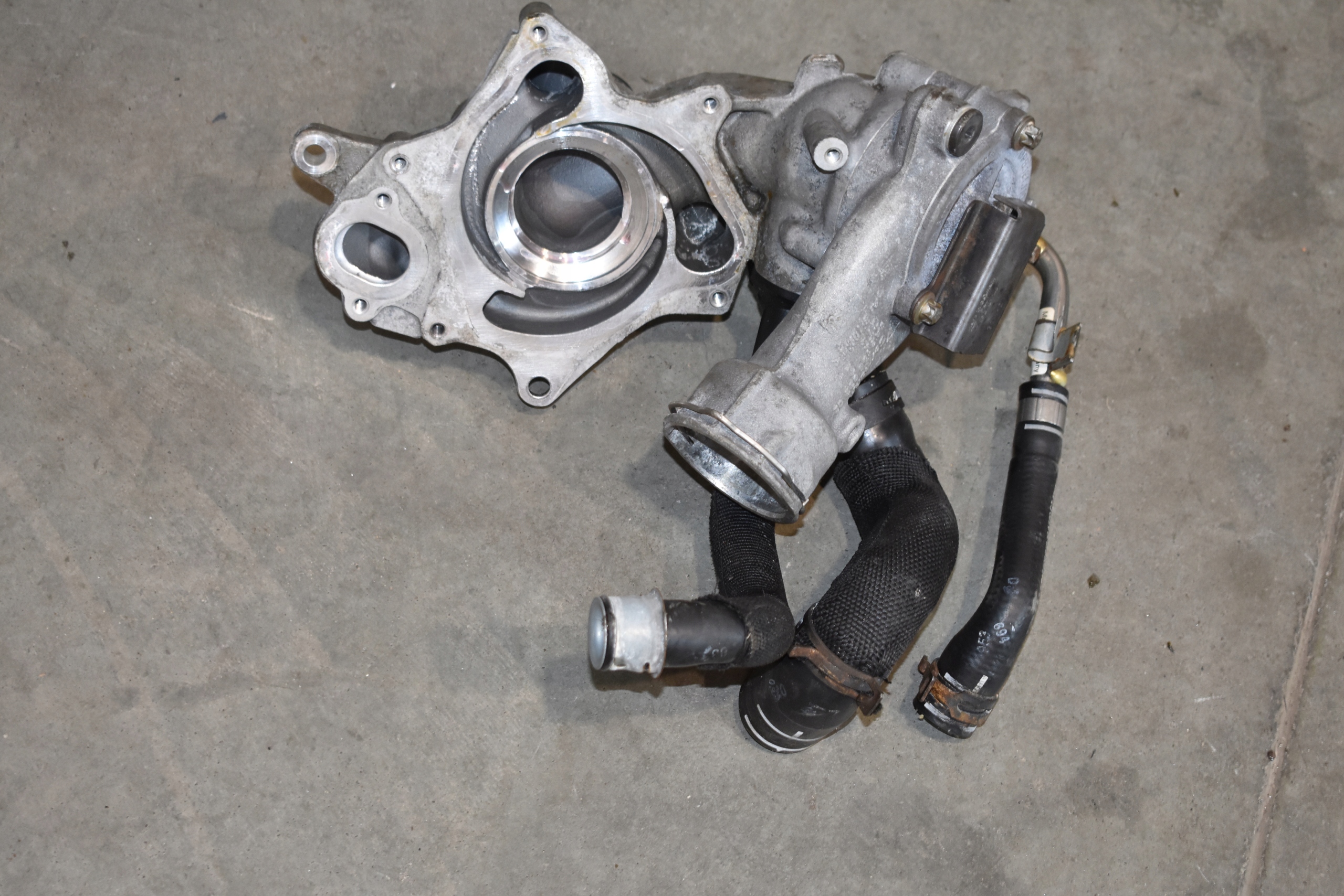 IDEALNA Pompa CHLODZENIA PORSCHE 718 982 DDP 1