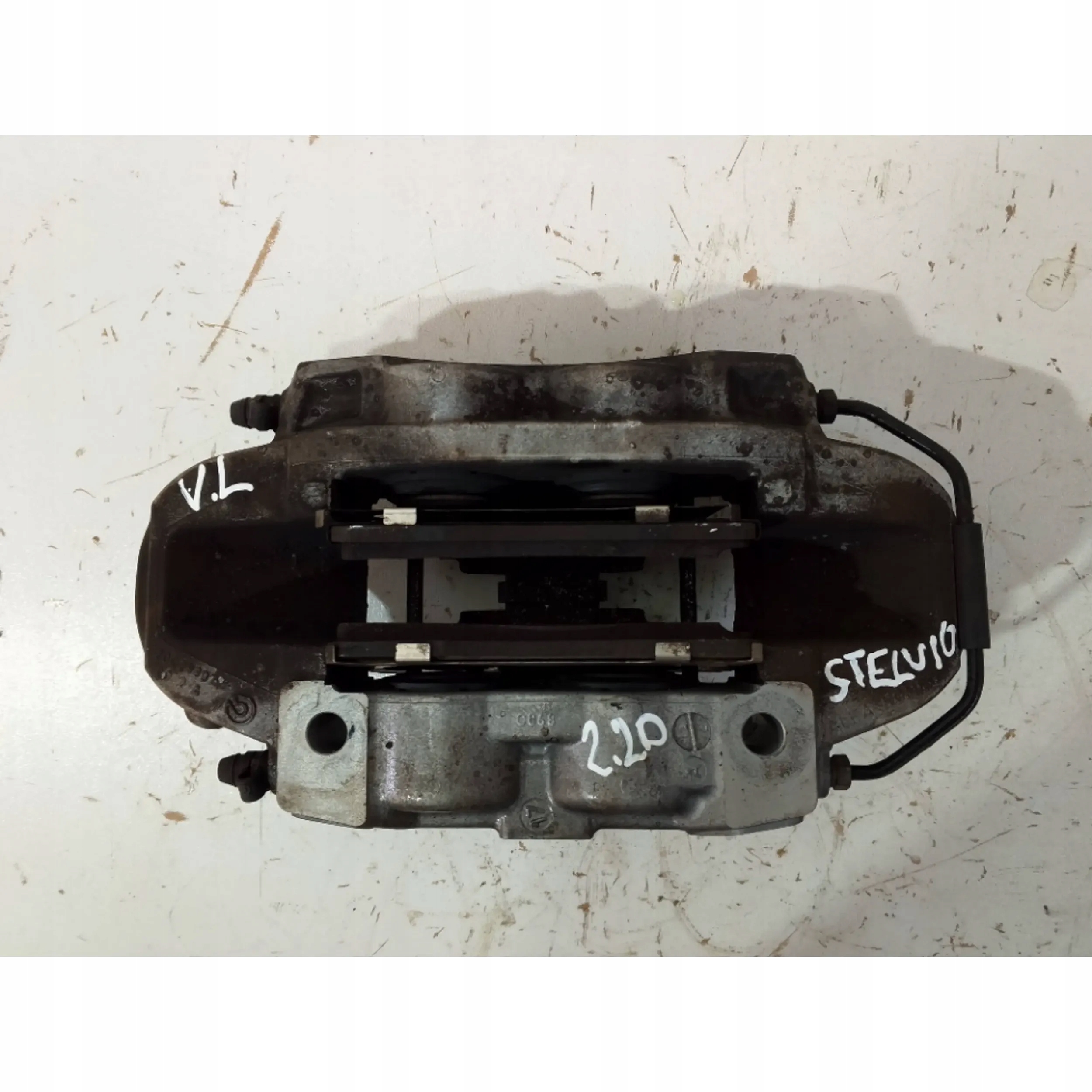 Alfa Romeo Stelvio 2,2D caliper front left 00505592760 (B142)