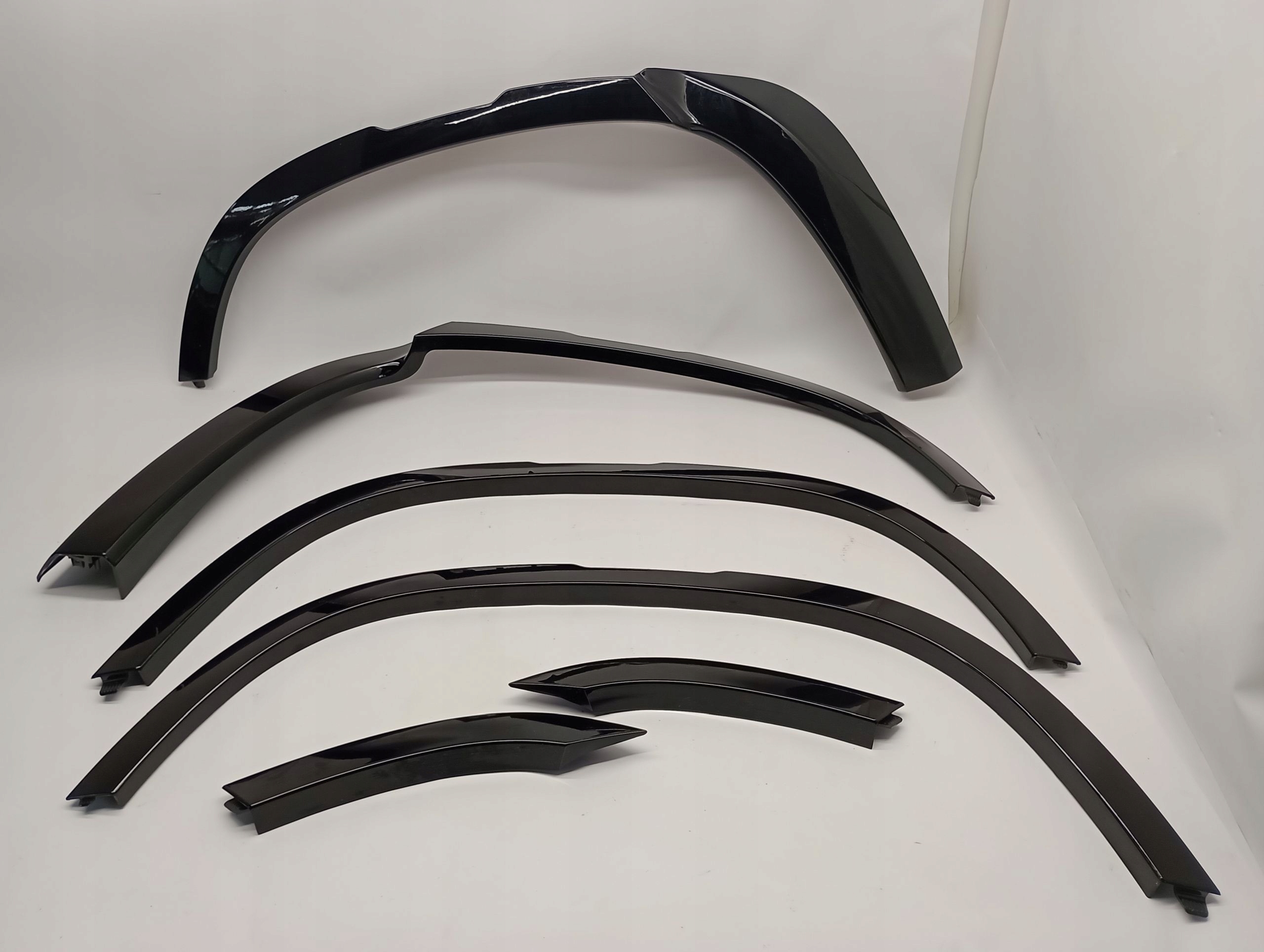 LEWA TYLNA DOLNA LISTWA DRZWI LAND DEFENDER L663