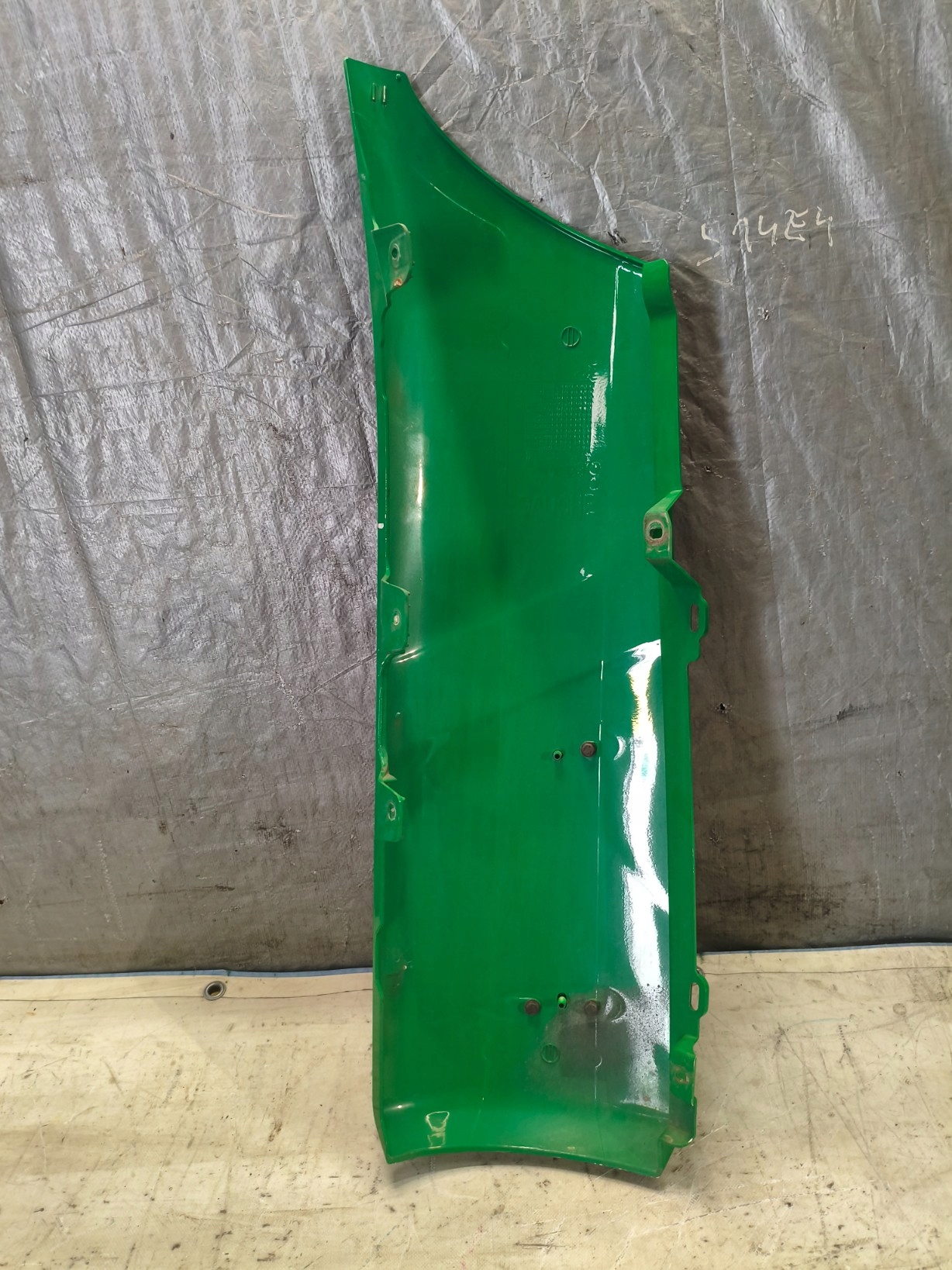 bonnet hood corner cabs left VOLVO FE