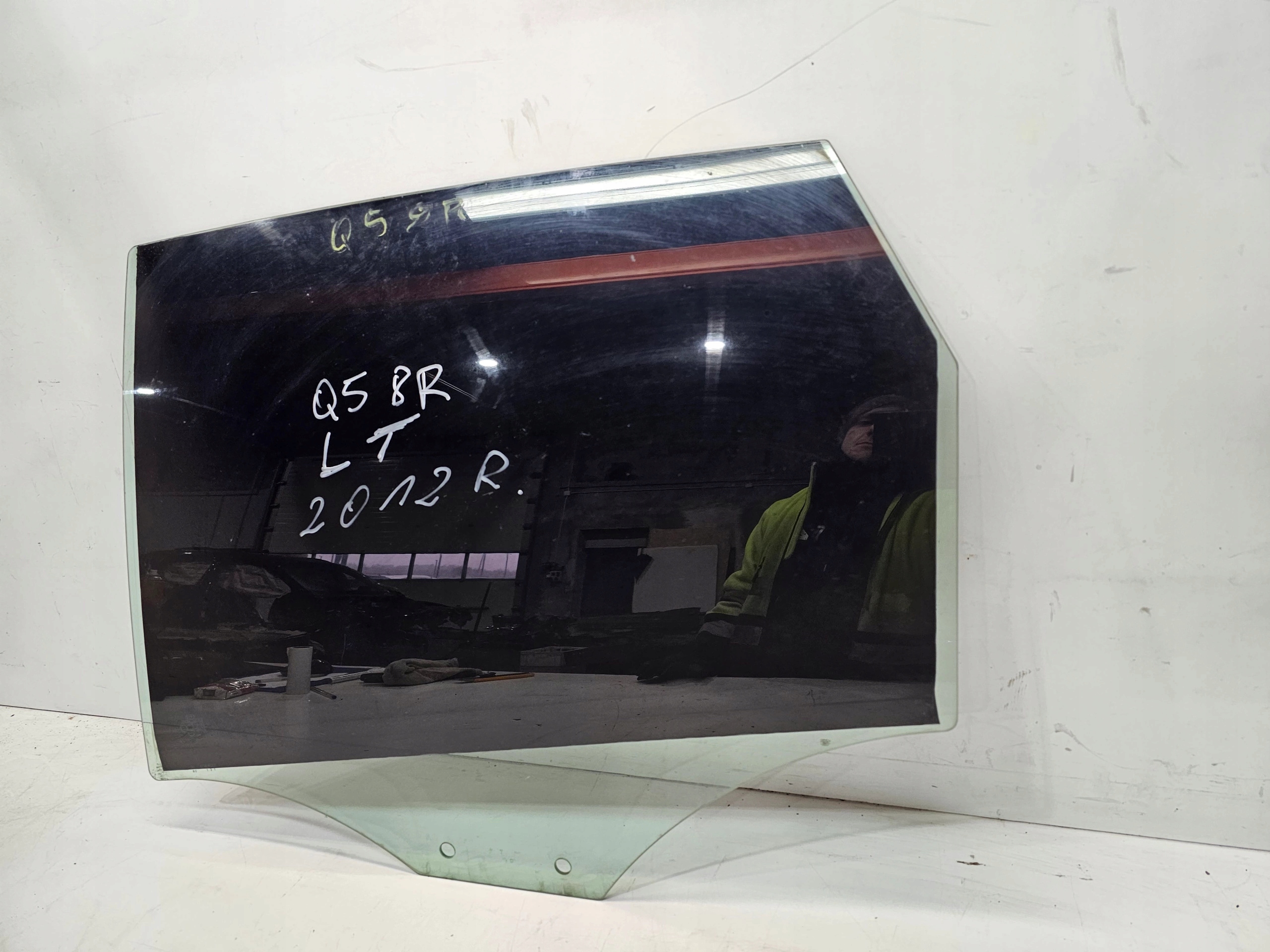 window side door left rear part AUDI Q5 8R 2012R