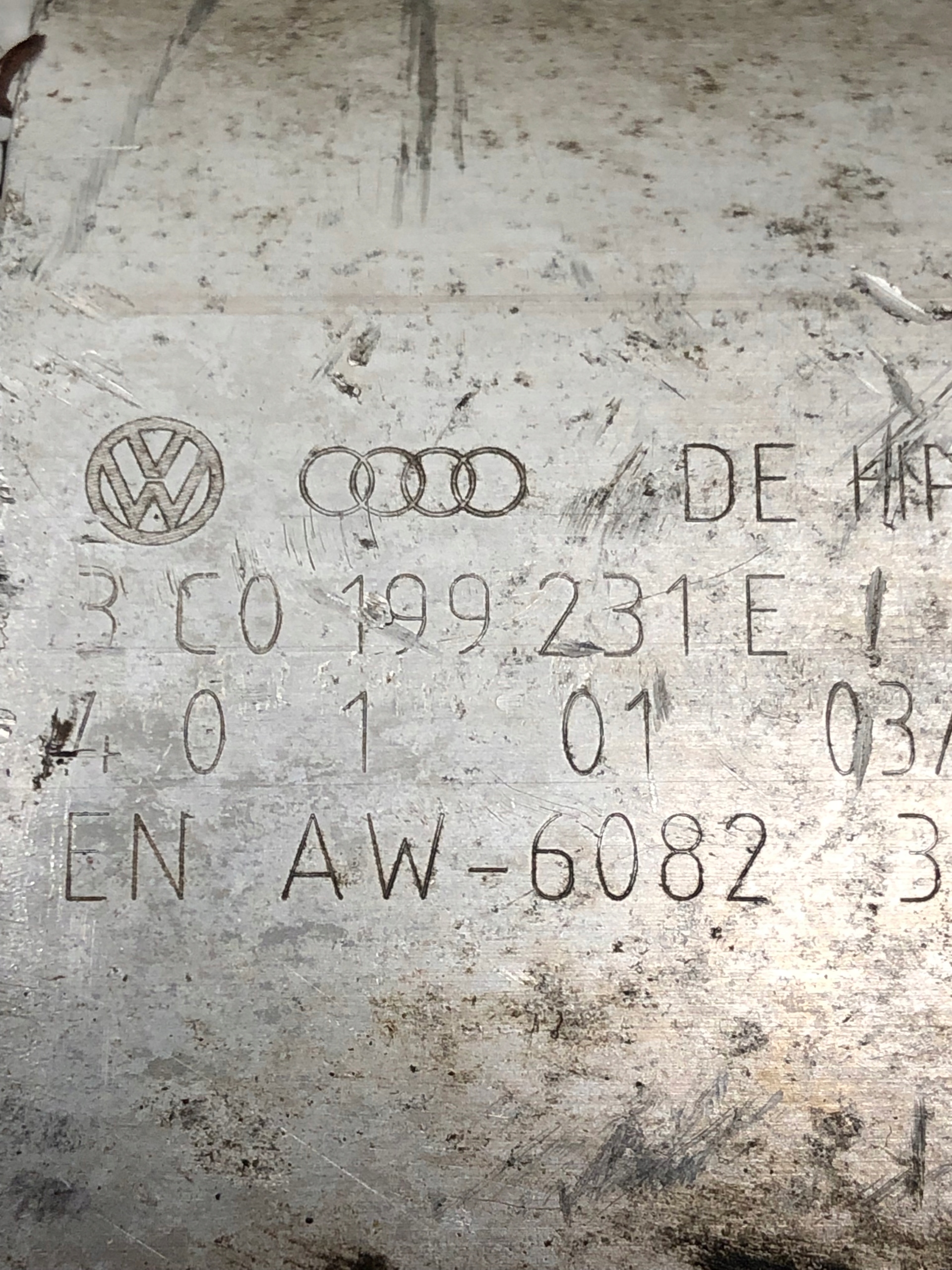 arm left front VW PASSAT B6 3C0407153B 3C0199231E