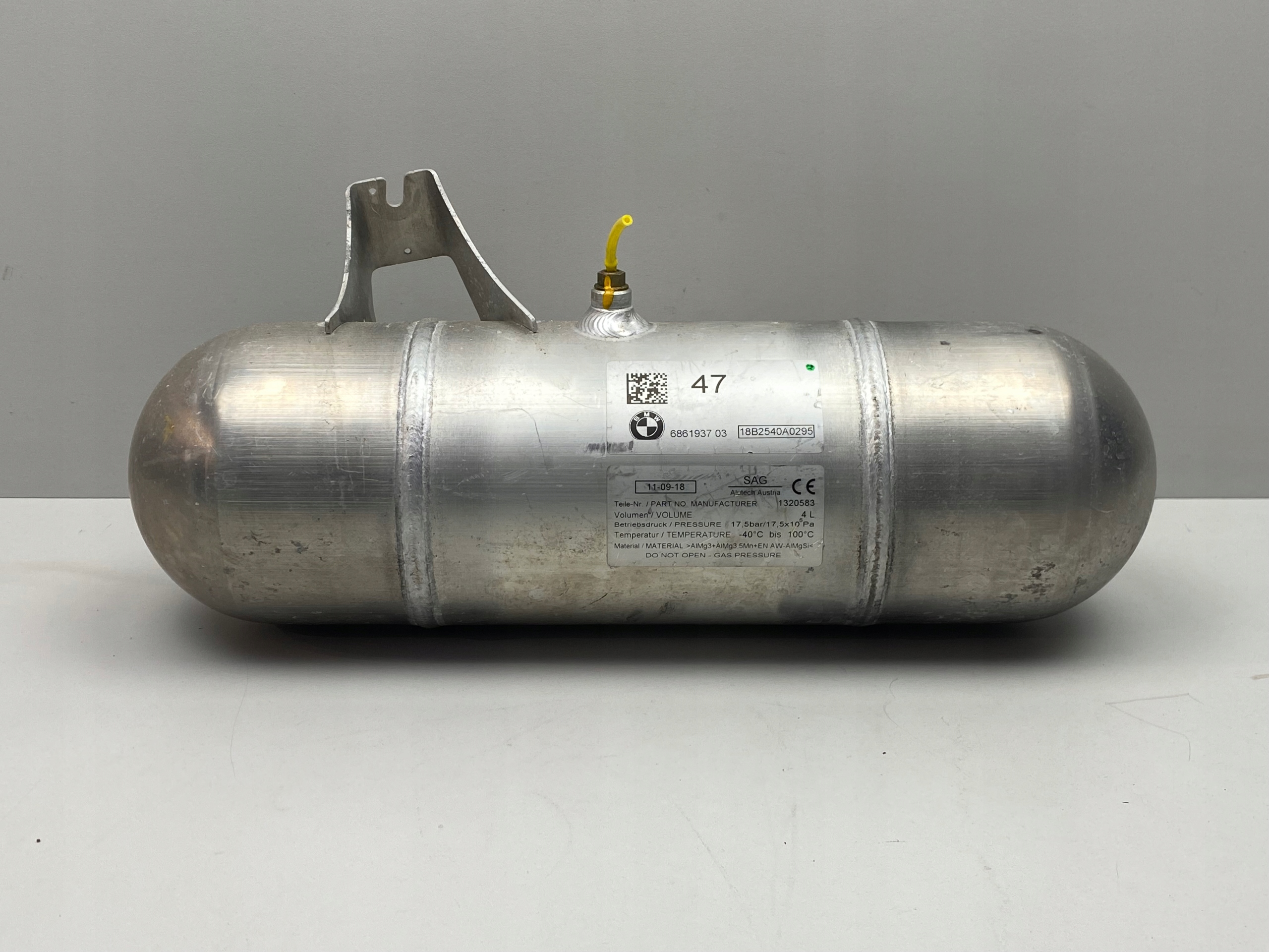 Бак давления воздуха BMW G11 G12 6861937