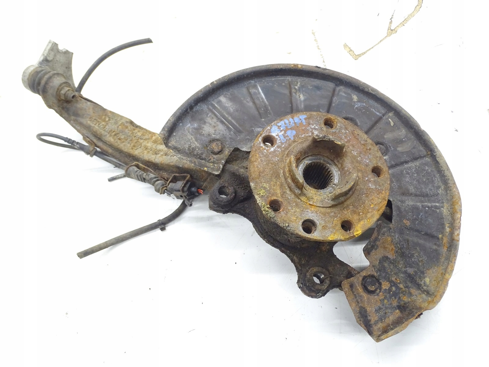 ЦАПФА ЛІВА ЛІВИЙ ПЕРЕД ПЕРЕДНЯ AUDI Q7l РЕСТАЙЛІНГ TOAUREGp 3.0 TDI