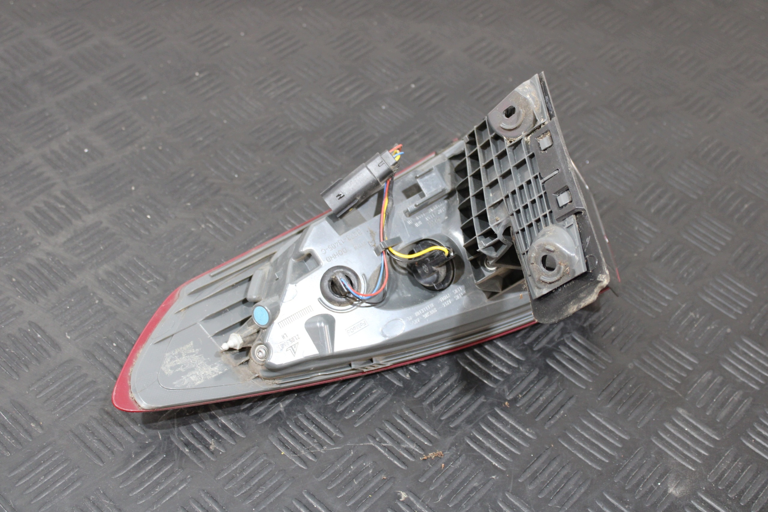 feu gauche arrière DS73-13405-CH FORD MONDEO MK5