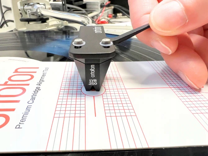 SZABLON DO KALIBRACJI WKŁADKI GRAMOFONOWEJ ORTOFON CARTRIDGE ALIGNMENT TOOL Model Alignment Tool