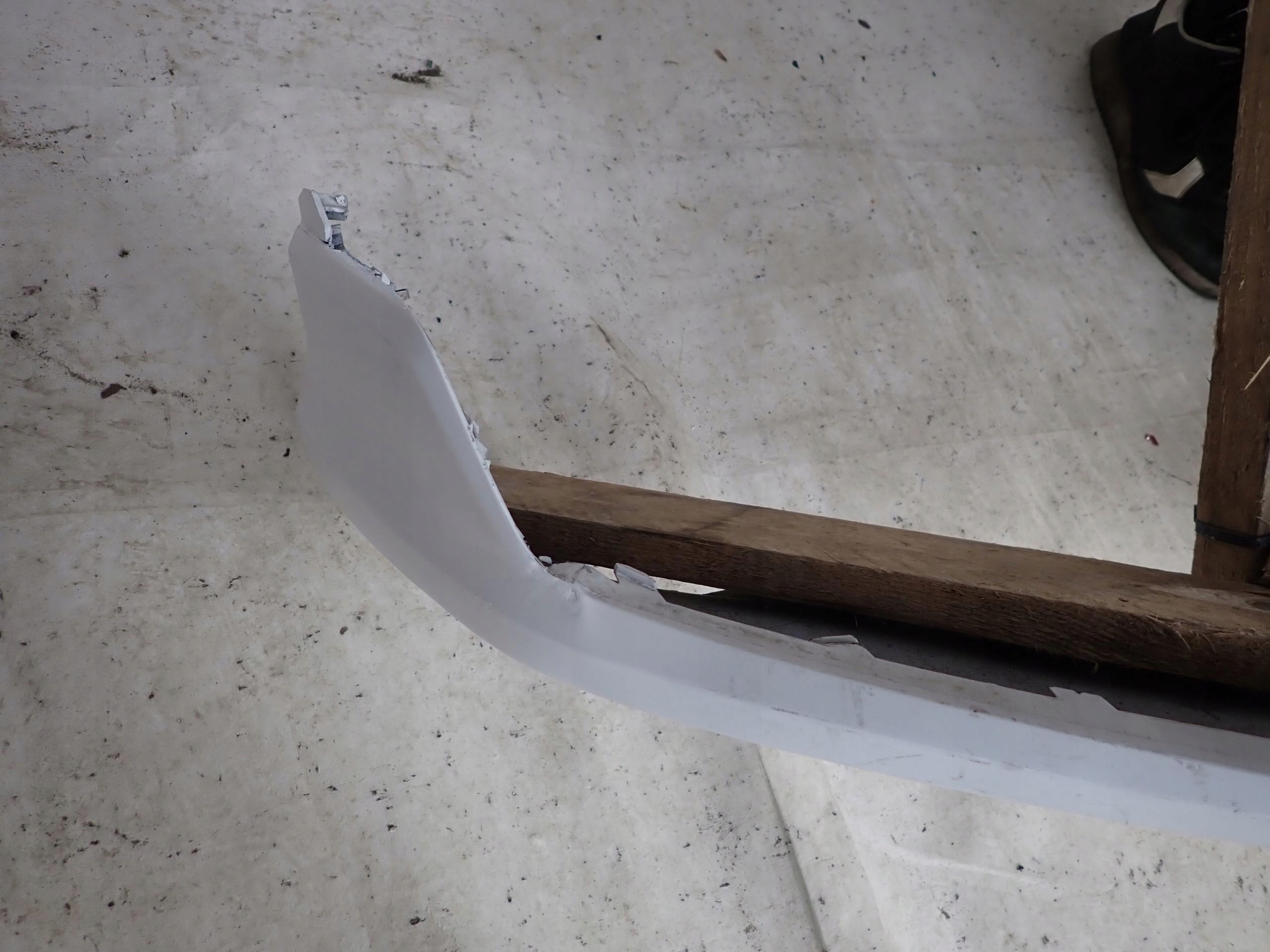 AUDI Q3 II 83A S-LINE bumper front front grill SPOILER 83A807427D
