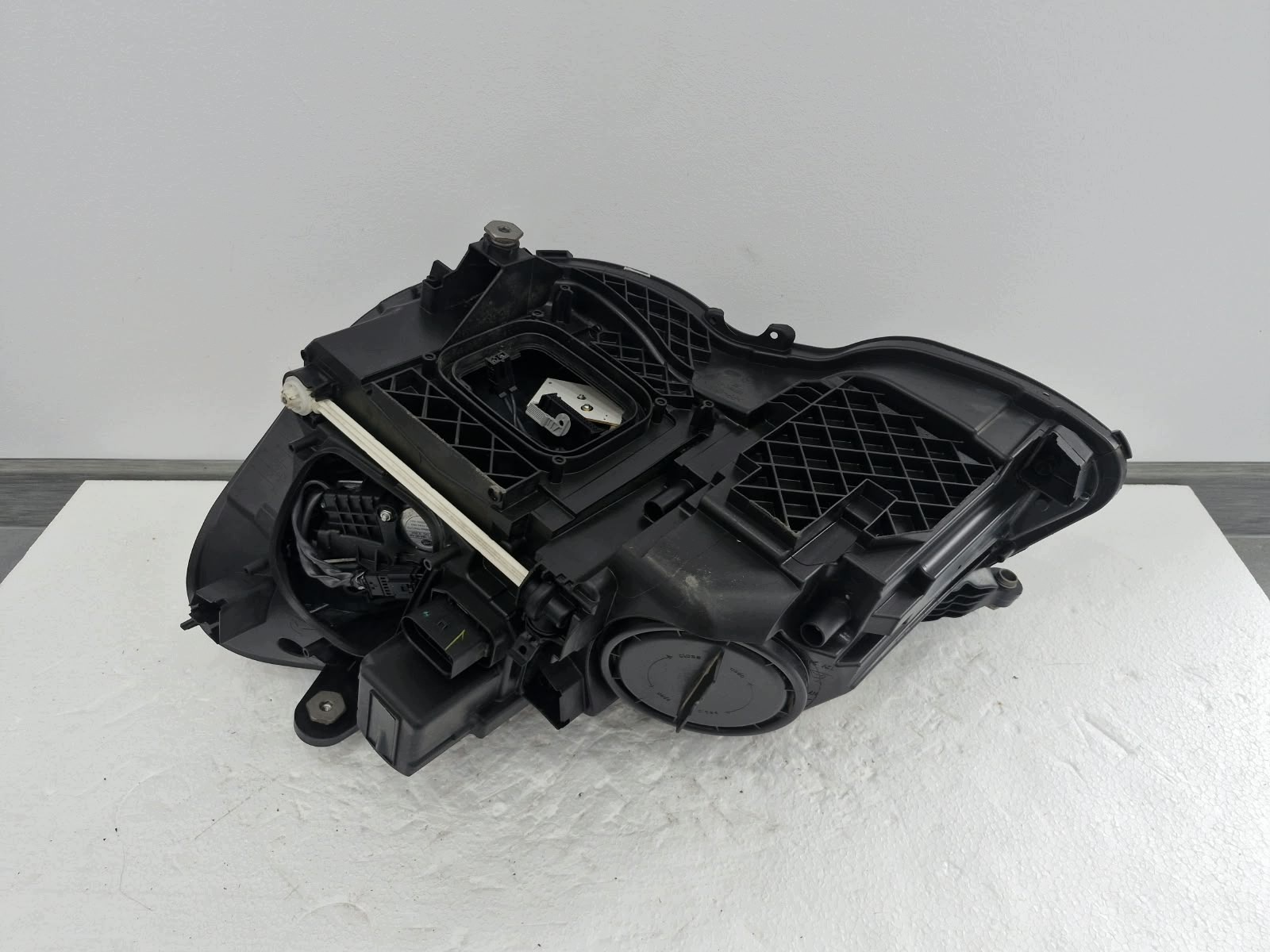 light right Mercedes E Klasa W212 LIFT FULL LED USA