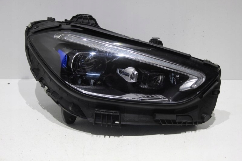 Mercedes W206 Full Led Prawy Digital Igła
