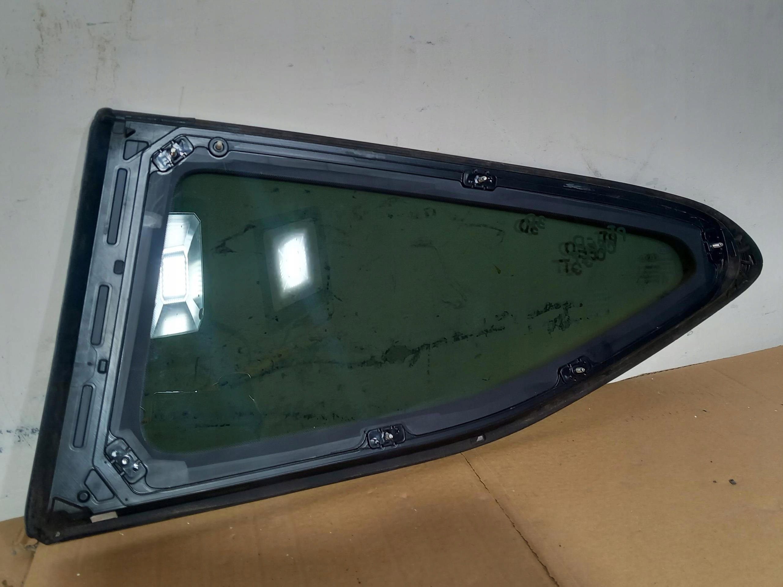 window bodywork side right KIA PROCEED II 87820-A2800