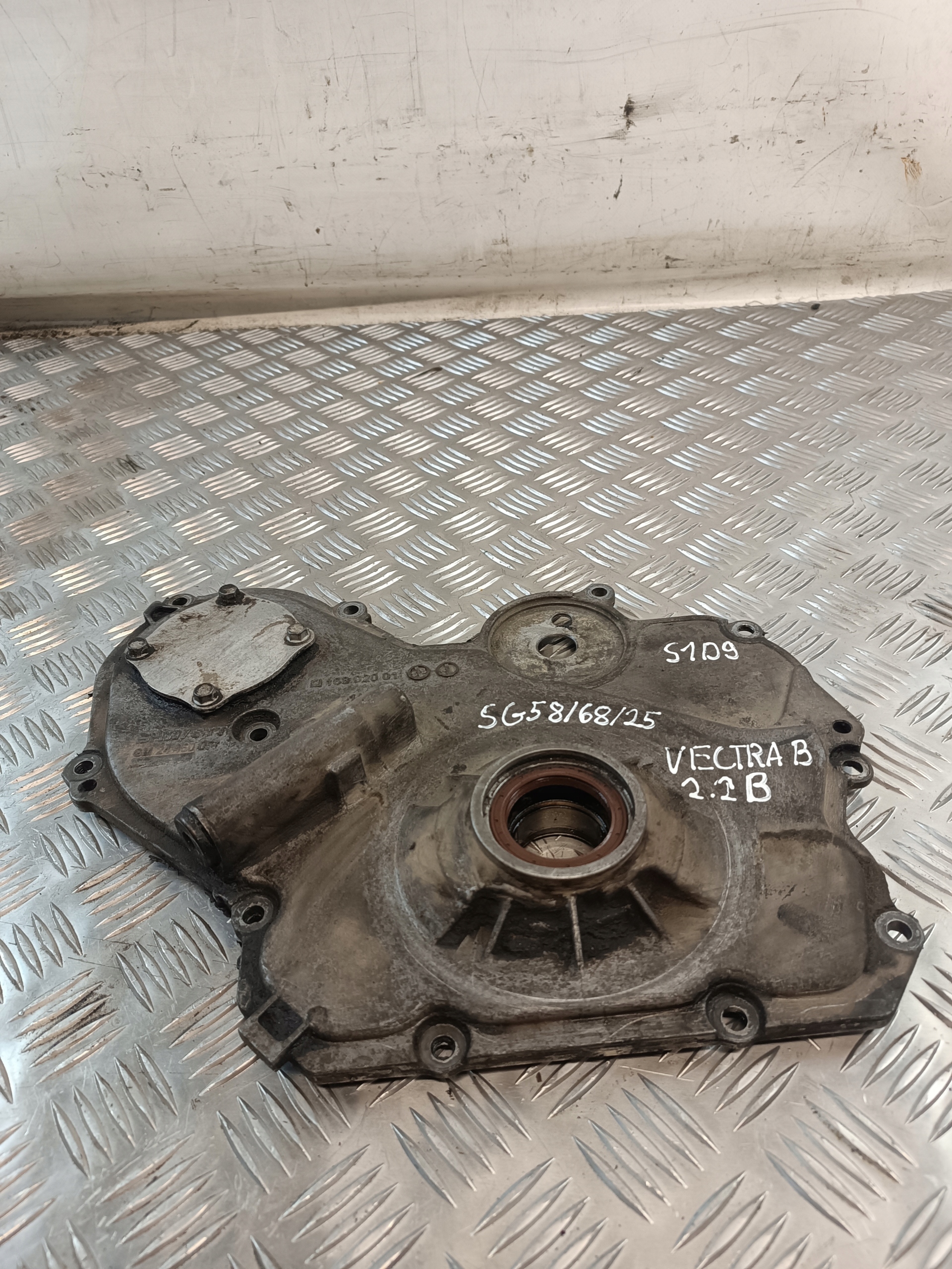 Ölpumpe OPEL VECTRA B 2.2B 2002r 168 020 01