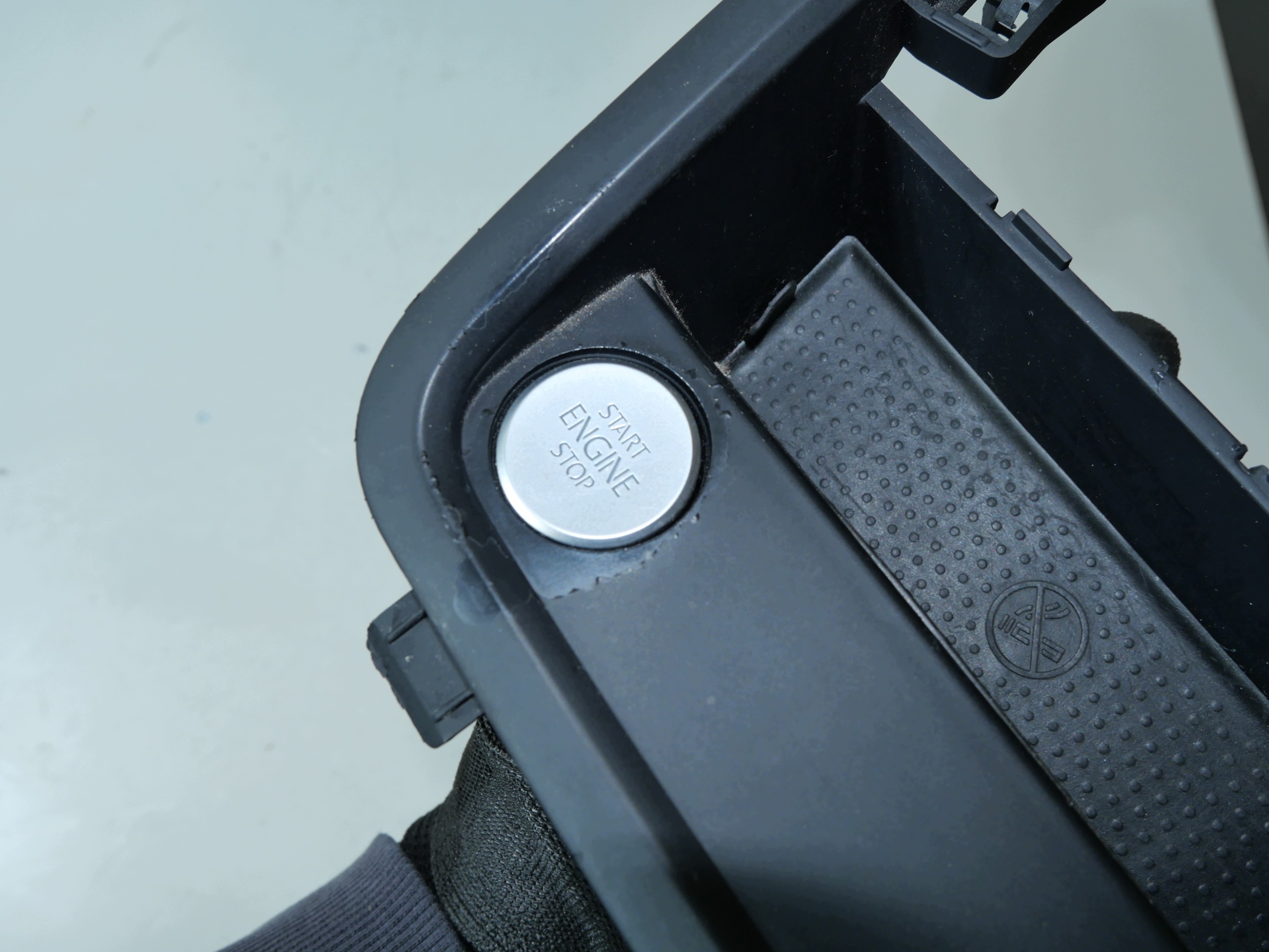 frame VW SHARAN SEAT ALHAMBRA 7N1863440A
