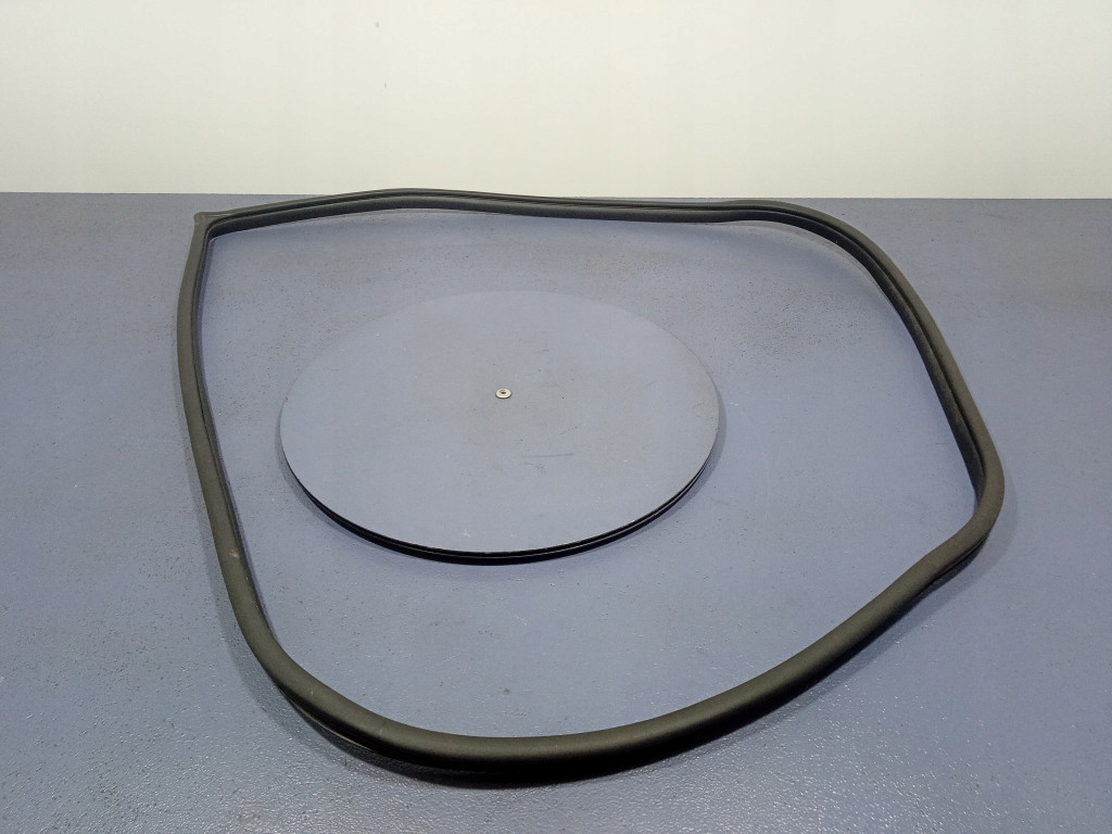 HYUNDAI TUCSON III 15- USZCZELKA DRZWI PRZÓD LEWA PRZEDNIA