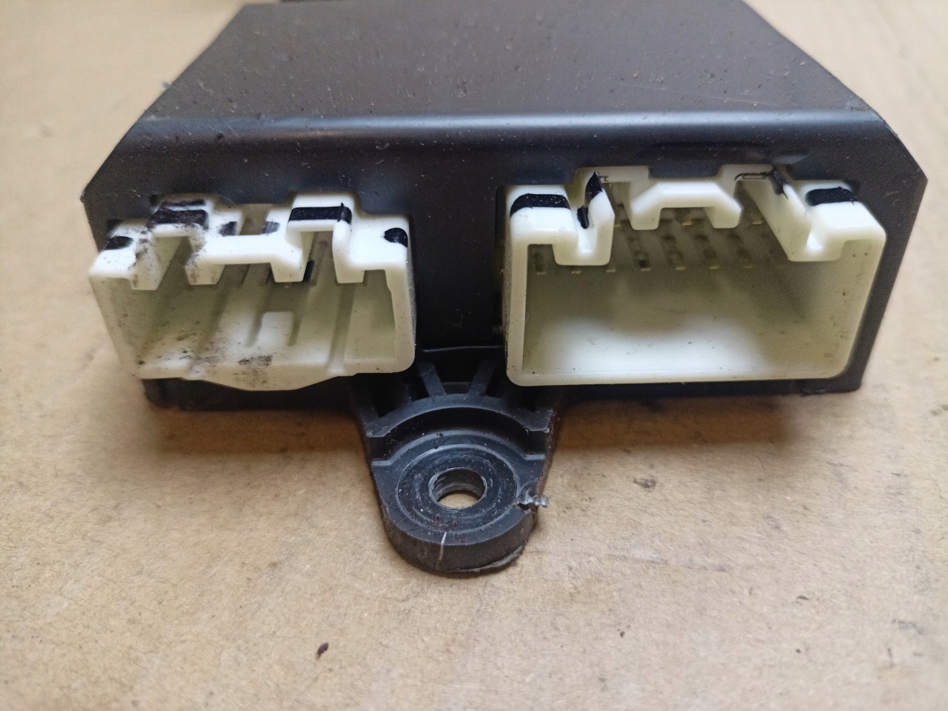 control unit seat Mazda CX-9 facelift 2009 TD14675J0A